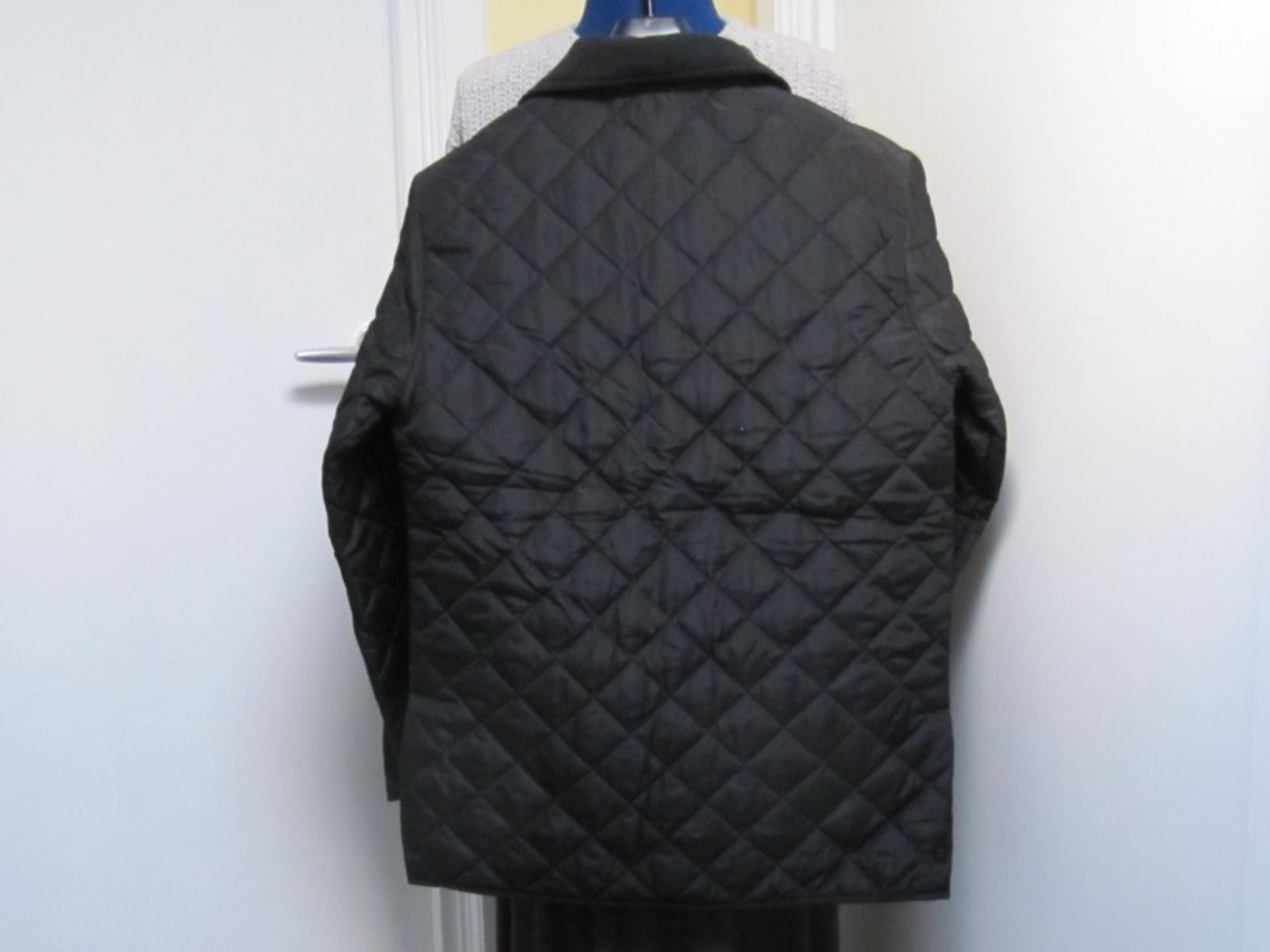 6 x Mens Quilted Jackets. BNWT. No vat on Hammer. Shipping available. - Image 6 of 7