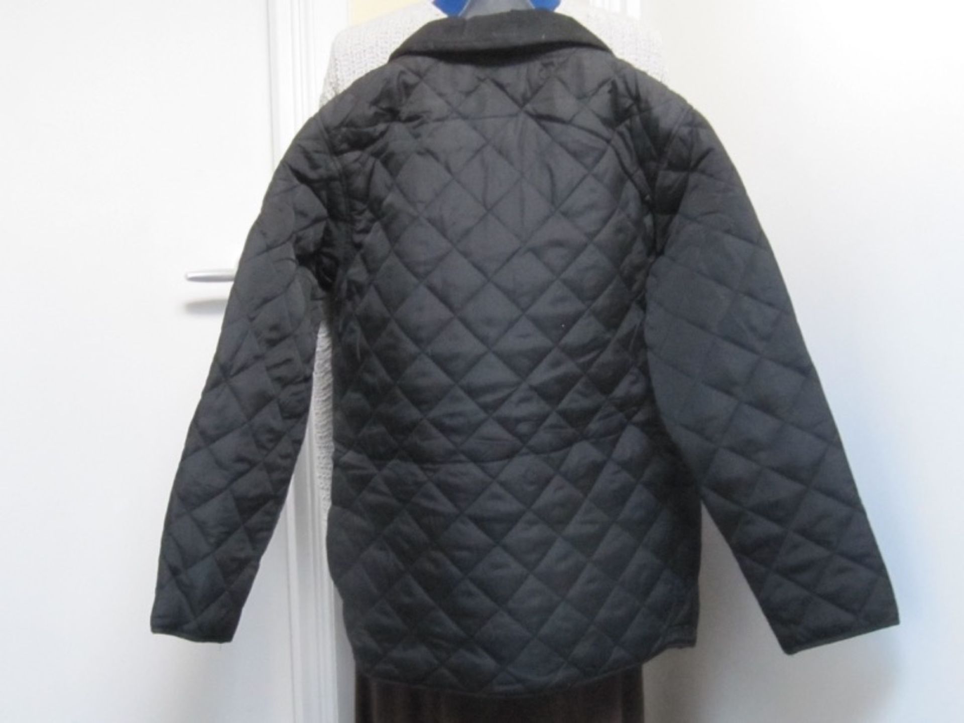 6 x Mens Quilted Jackets. BNWT. No vat on Hammer. Shipping available. - Image 4 of 7