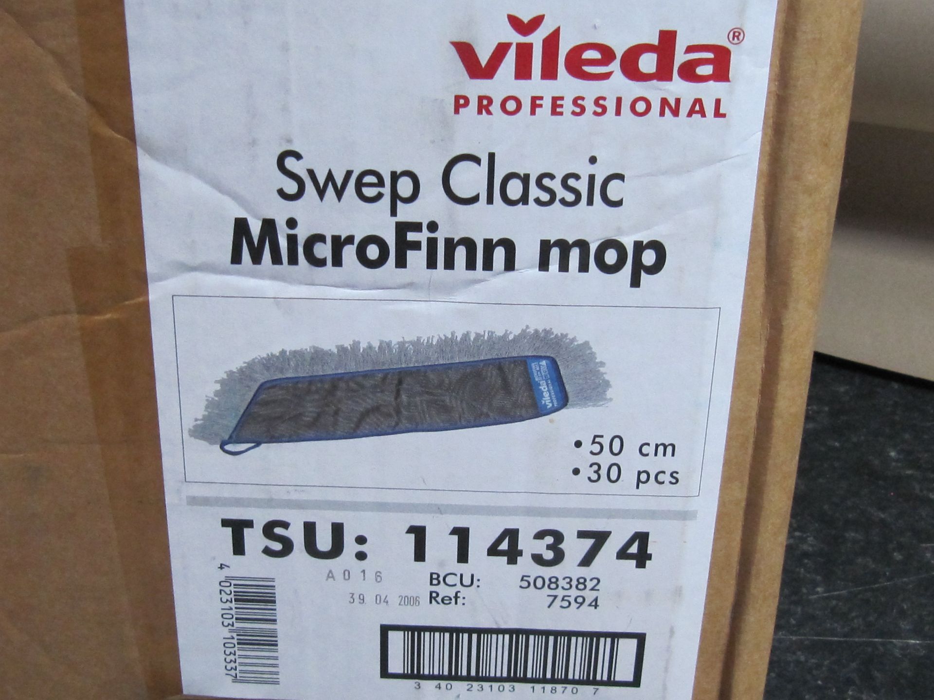 30 x Vileda Replacement Mop Head. Brand new stock. No vat on Hammer. Shipping available. - Image 2 of 5