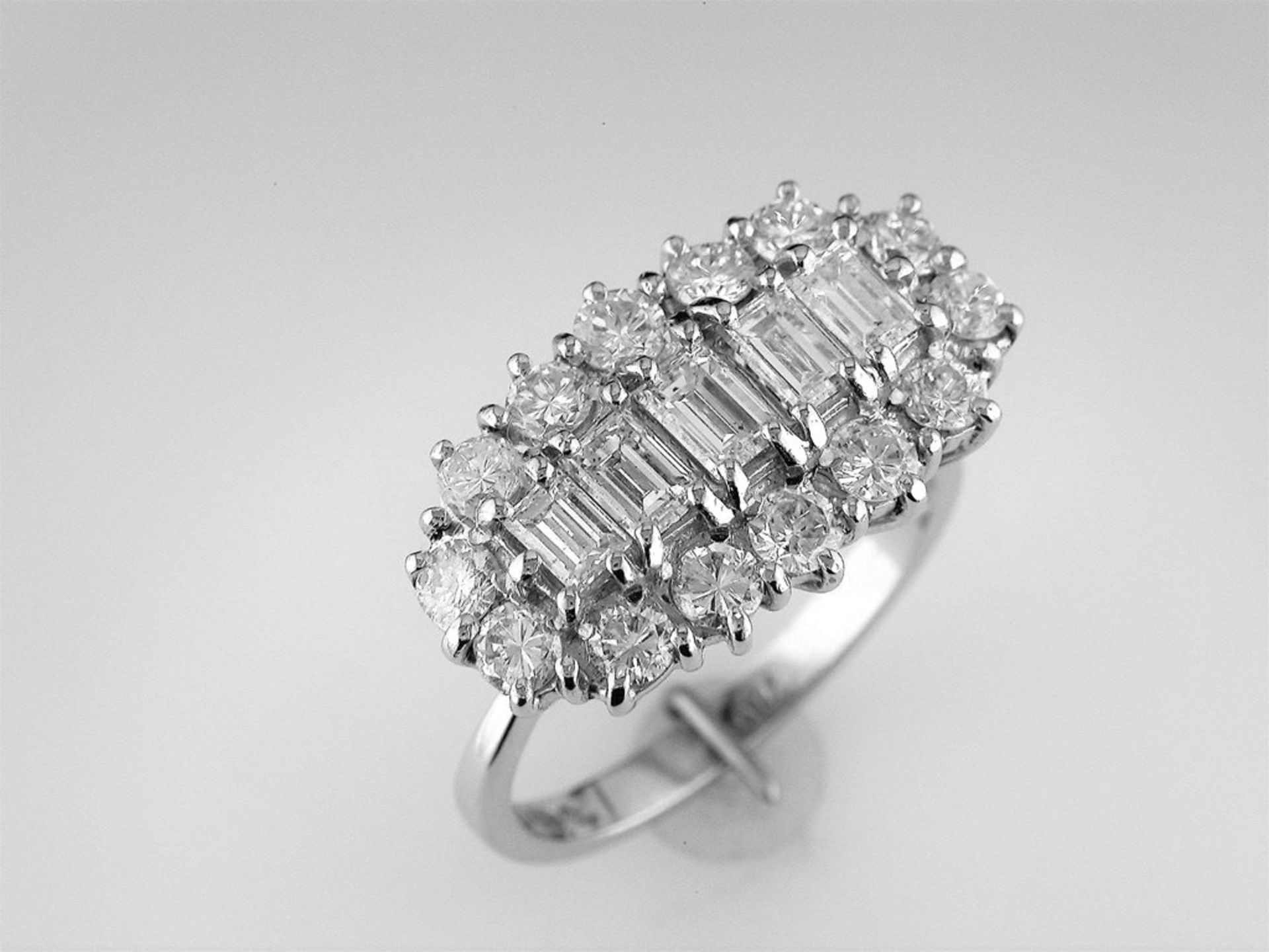 A Multistone Diamond Cluster Ring