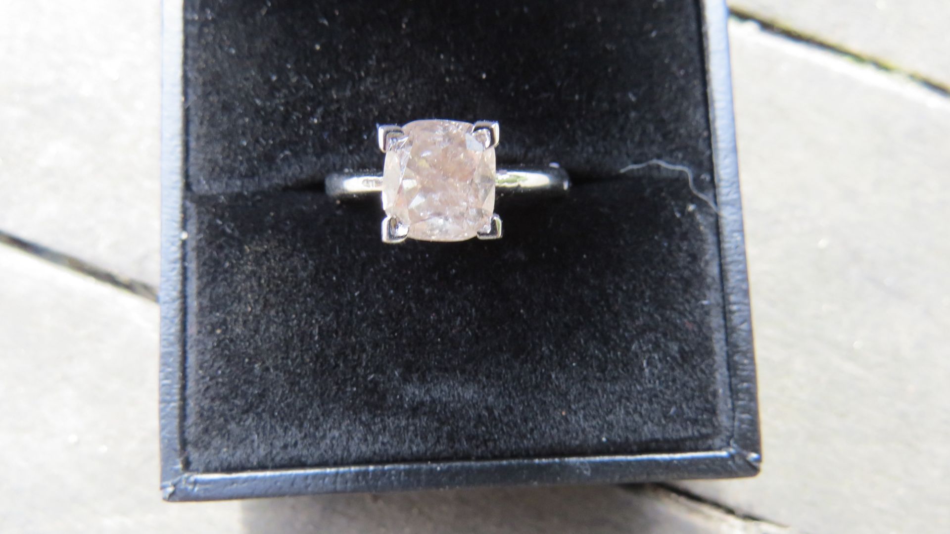 Natural fancy pink diamond ring - Image 2 of 5