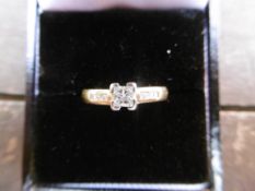 18 CT Gold Diamond ring