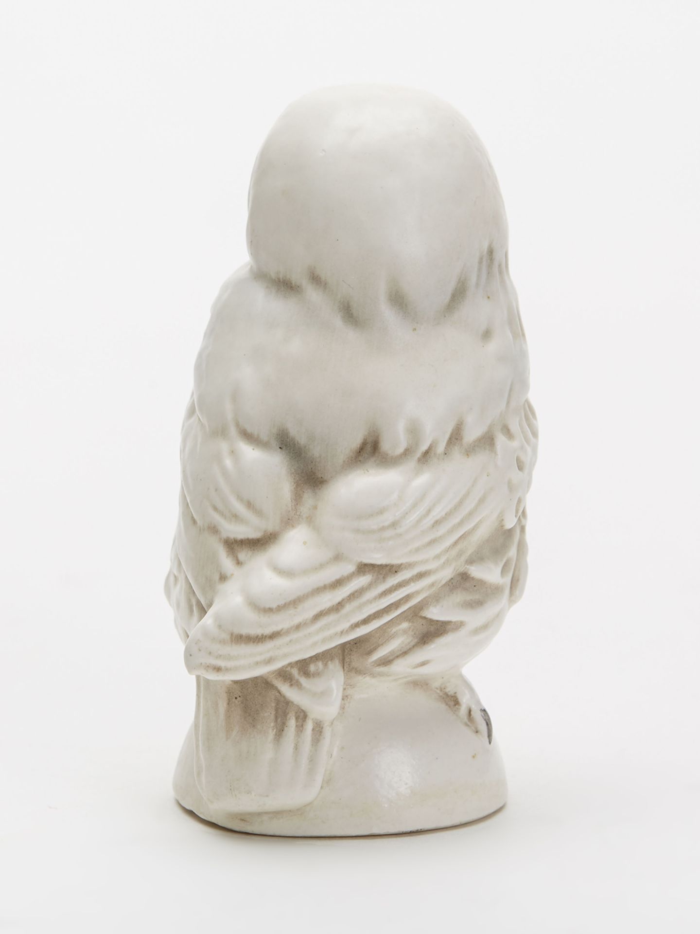 Vintage W Goebel Pottery Figure Of A Snowy Owl 20Th C. - Image 4 of 7