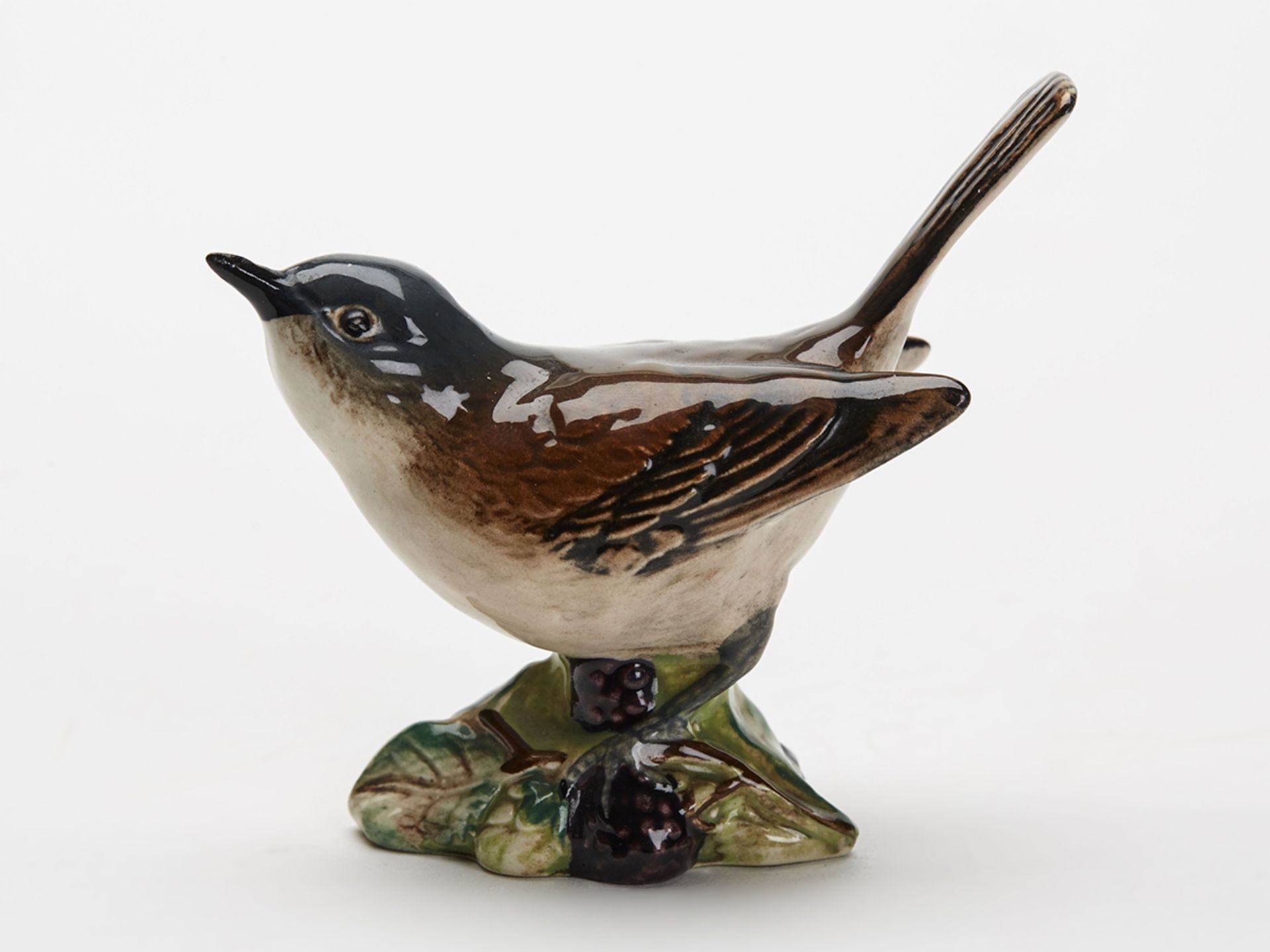 Vintage Beswick Pottery Figure Whitethroat Bird 20Th C.