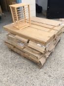 (Lw2) Thirty (30) - Oak Plate Racks New & Boxed (We Can Deliver Anywhere In The Uk On A Pallet At