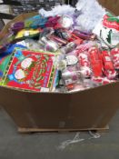 (M108) LARGE PALLET TO CONTAIN 100'S OF VARIOUS CHRISTMAS, HOMEWARE & TOY ITEMS SUCH AS: CHRISTMAS