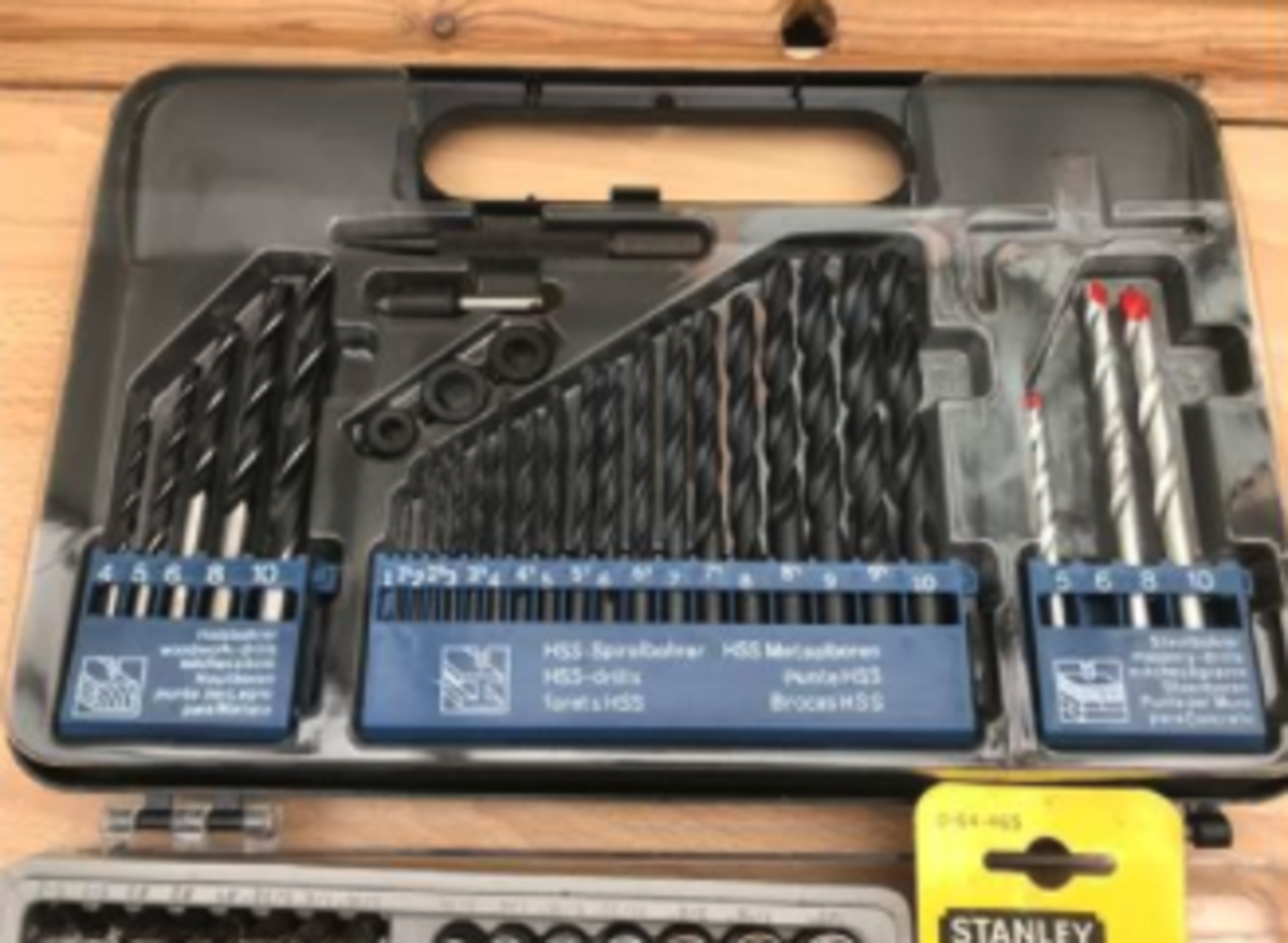 Quantity Of Tools - 40 Piece Screwdriver Bit Set, 34 Piece Combination Drill Set & Screwdriver - Image 2 of 5