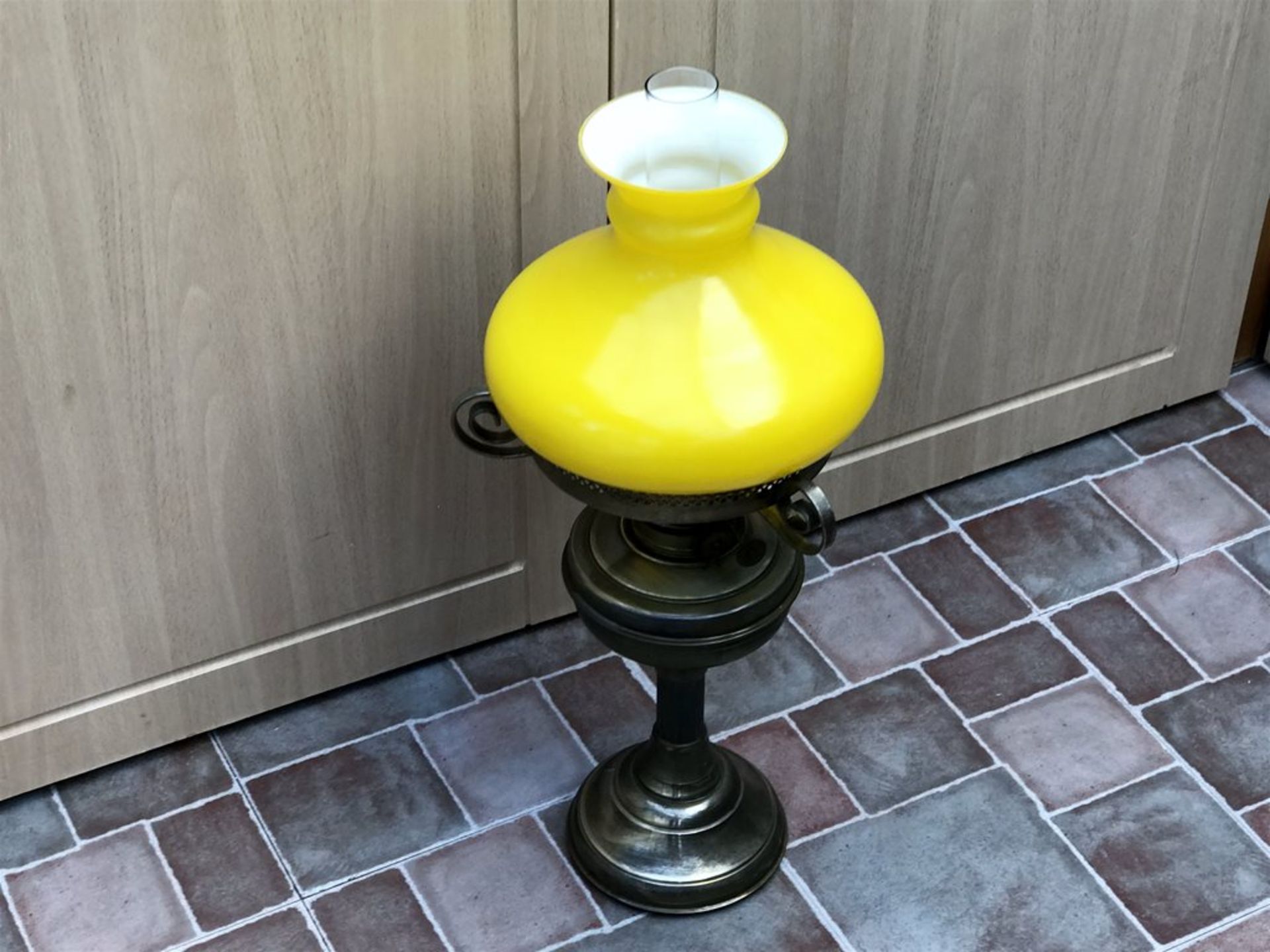 A Vintage Brass Late Victorian Oil Lamp With Corinthium Column Stem Bright Yellow Glass Shade