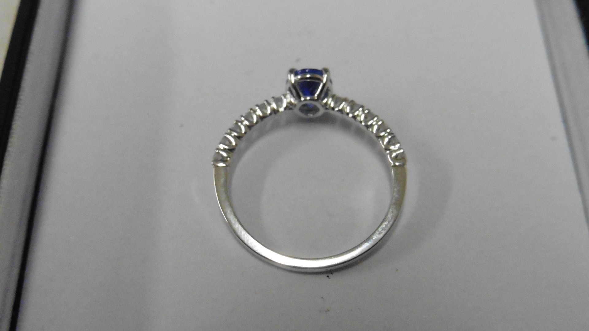 0.80ct / 0.12ct tanzanite and diamond dress ring. Oval cut ( treated ) tanzanite with small diamonds - Image 3 of 3