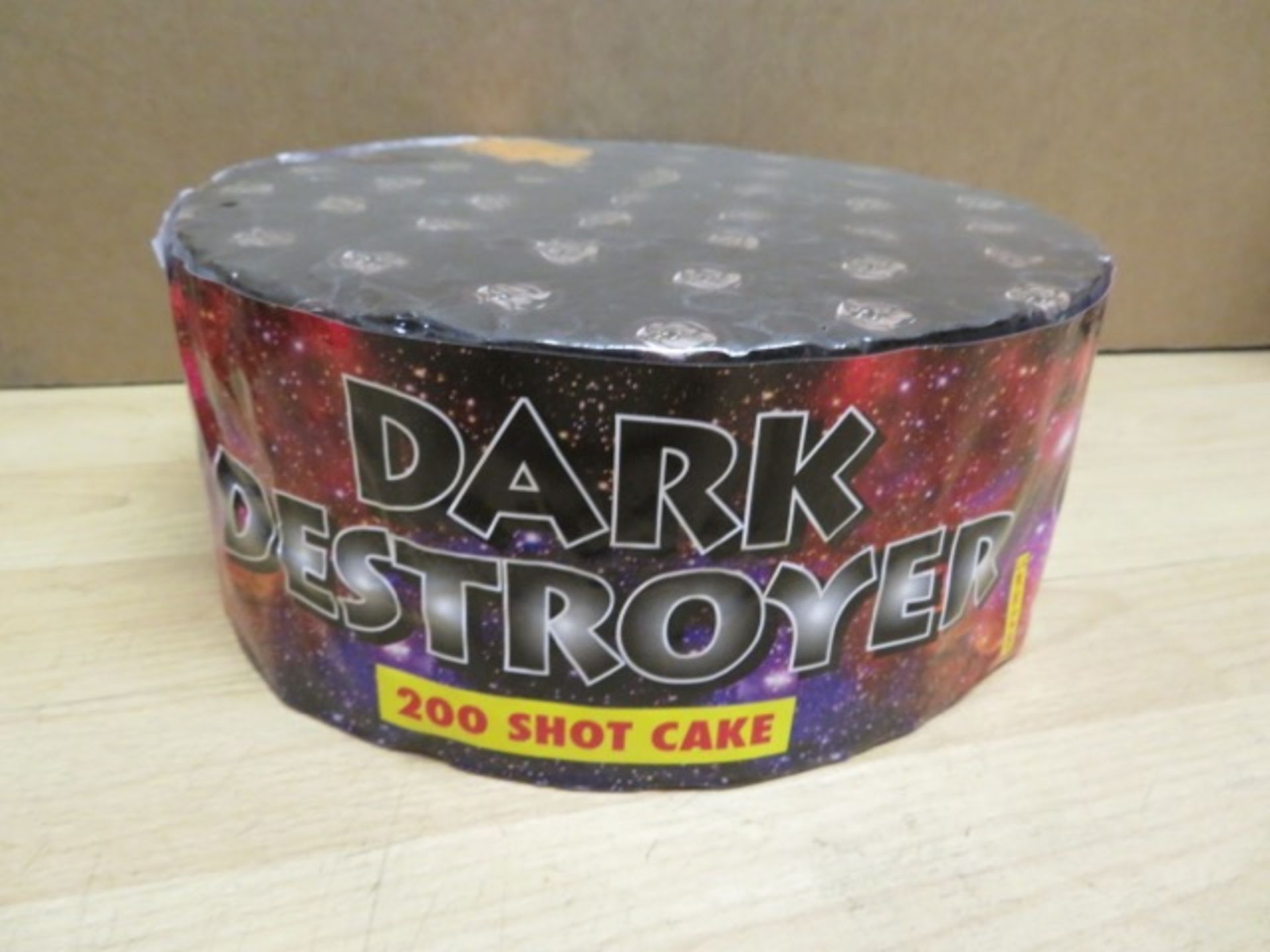 1 x British Bulldog Firework Company- Dark Destroyer 200 Shot Firework Cake. RRP £110. Fantastic