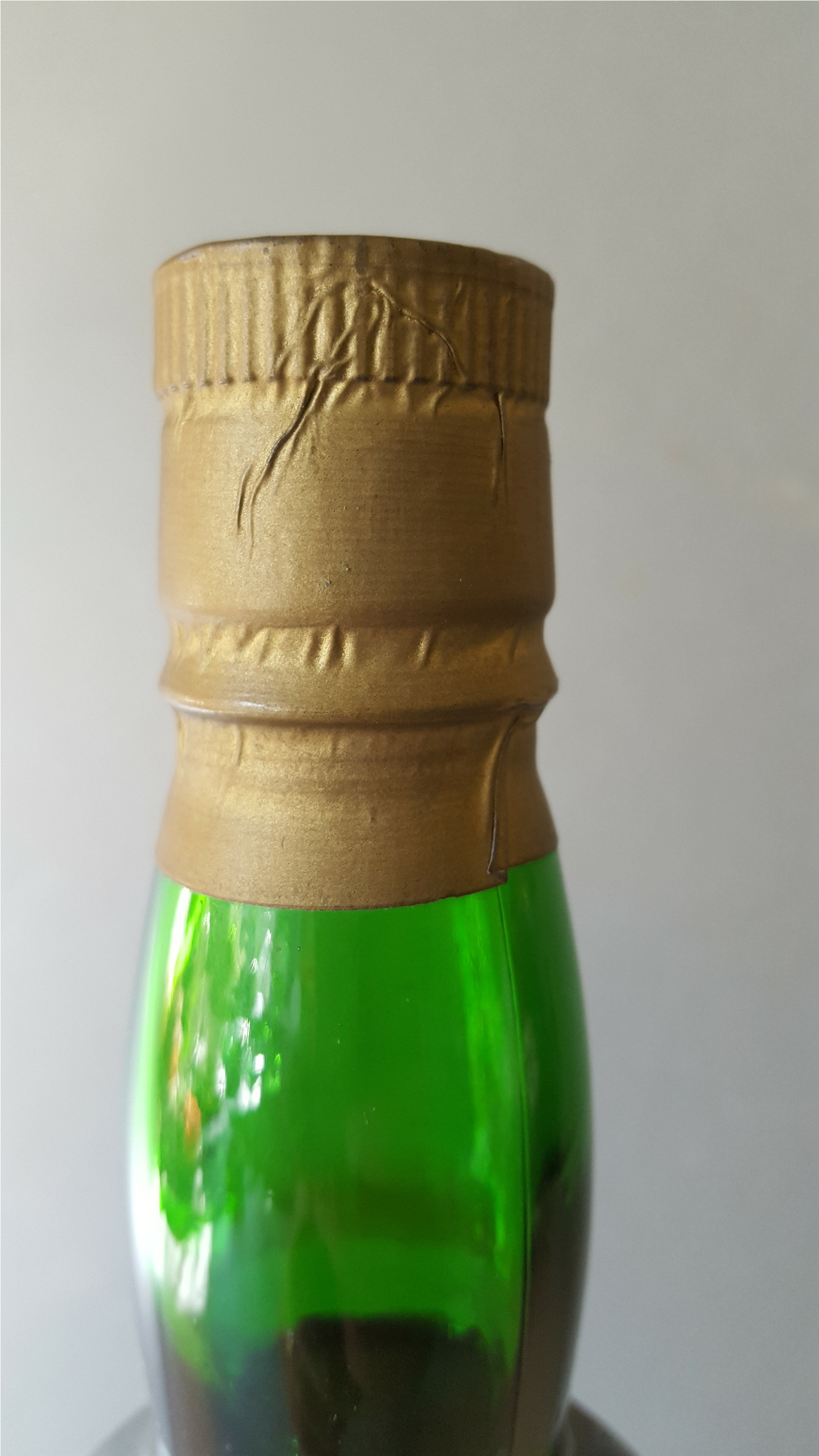 1 x 70cl Bottle Vintage Peers Reserve Finest Old Vintage Character Port - Image 2 of 4