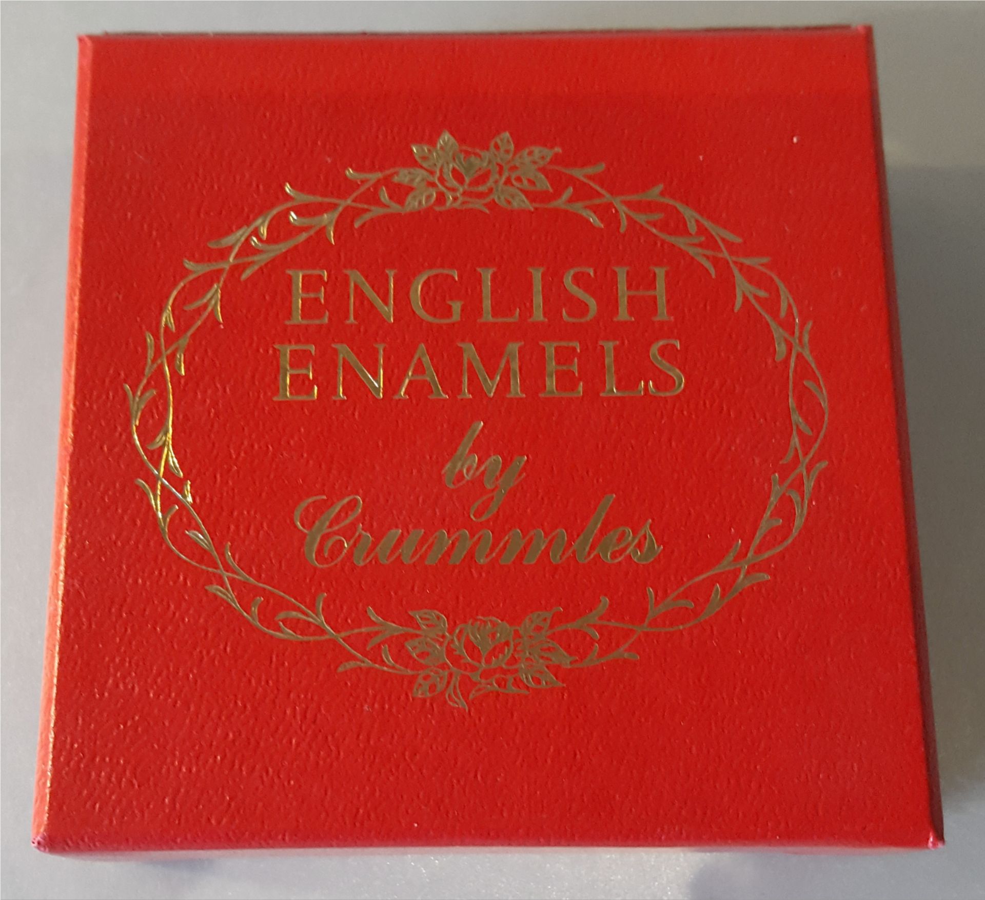 Vintage Retro Crummles Annual Box 1987 English Enamels Pill Box - Image 4 of 4
