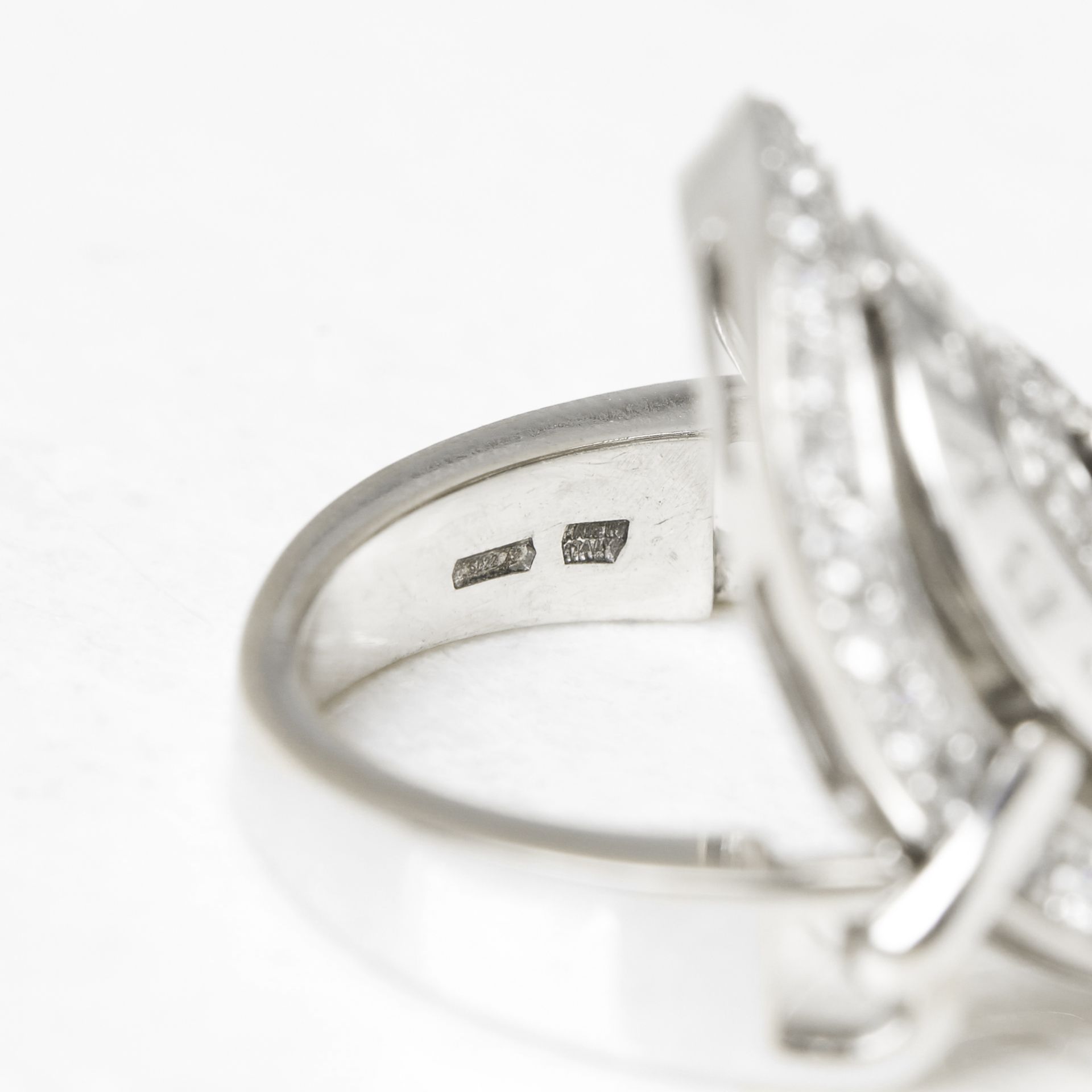 Bulgari 18k White Gold Diamond Cerchi Ring - Image 3 of 12