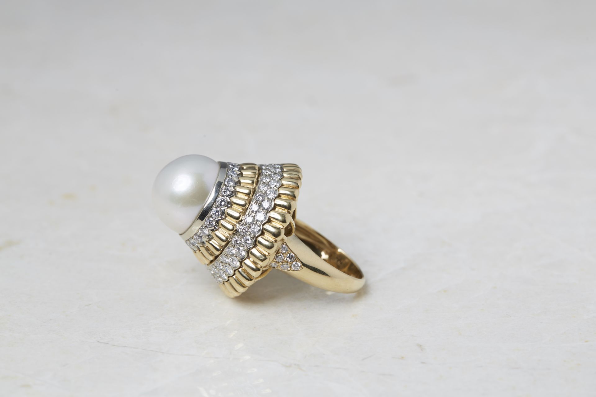 Van Cleef & Arpels 18k Yellow Gold Pearl & Diamond Ring - Image 17 of 28