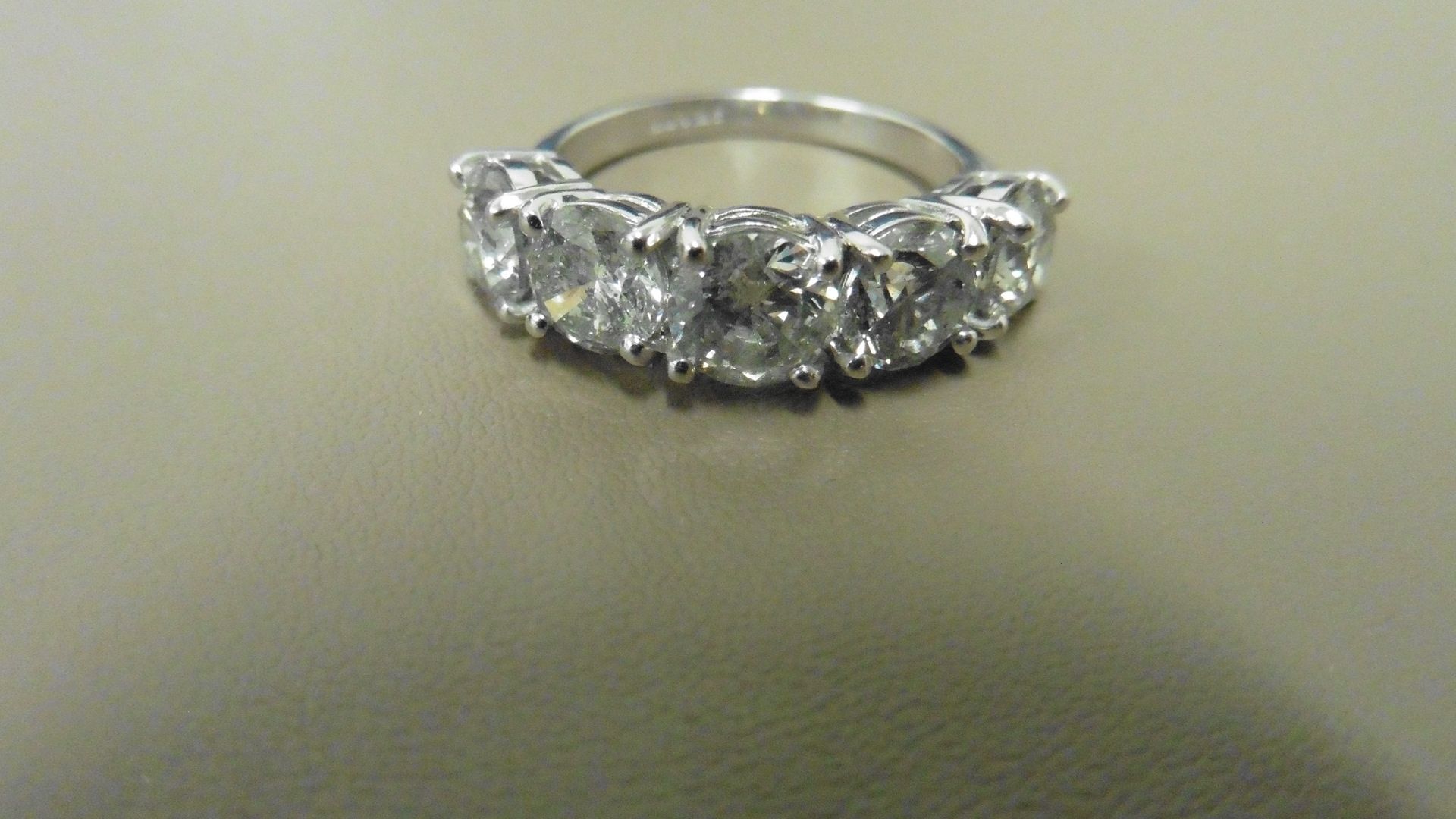 2.50ct diamond five stone ring. 5 x brilliant cut diamonds ( 0.50ct ) I colour and si3 clarity. 4 - Image 2 of 3