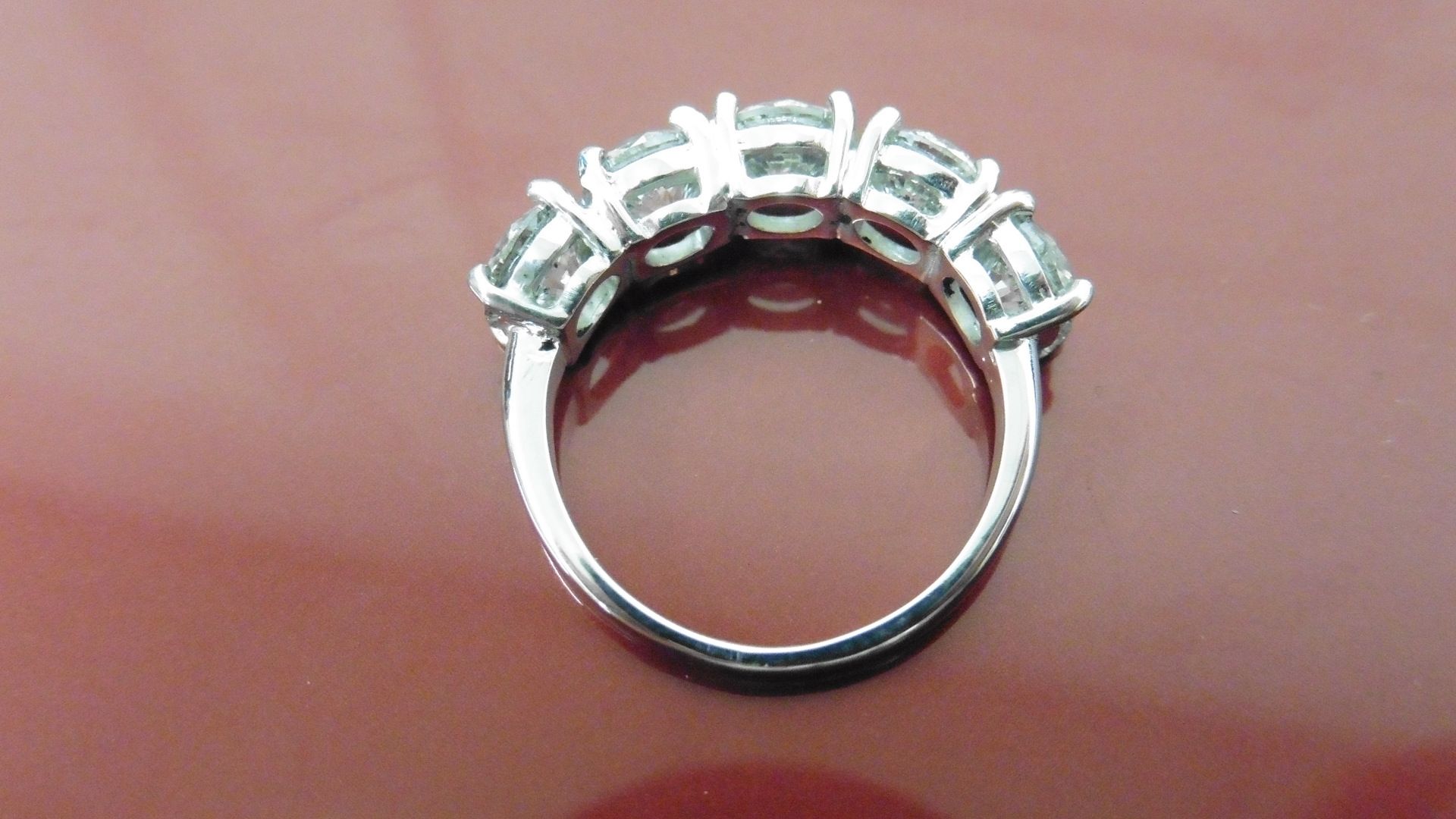 3.50ct diamond five stone ring. 5 x brilliant cut diamonds ( 0.70ct ) I colour and I1-2 clarity. 4 - Image 2 of 3