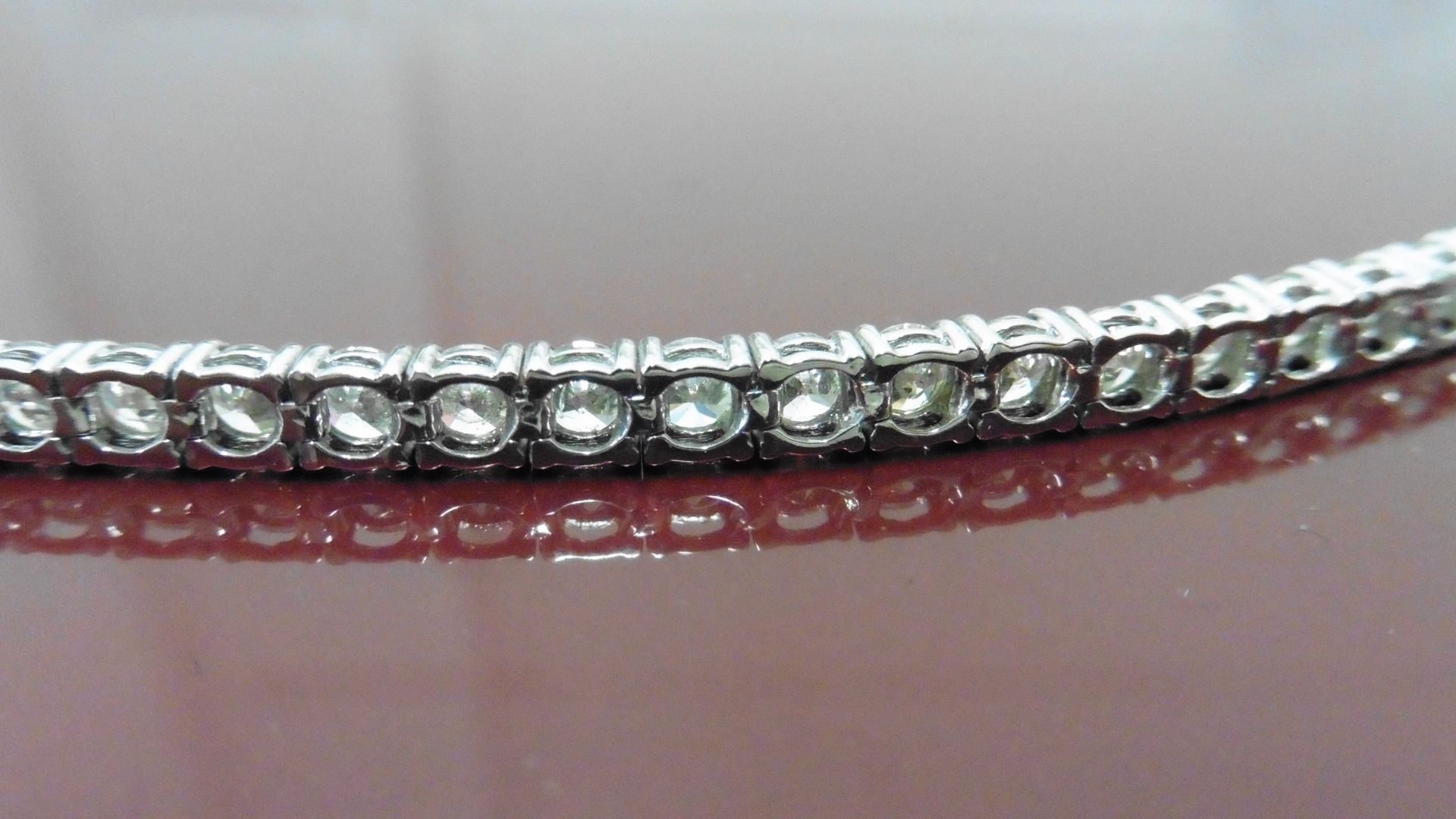 8.00ct Diamond tennis bracelet set with brilliant cut diamonds of I/J colour, si2 clarity. All set - Image 2 of 4