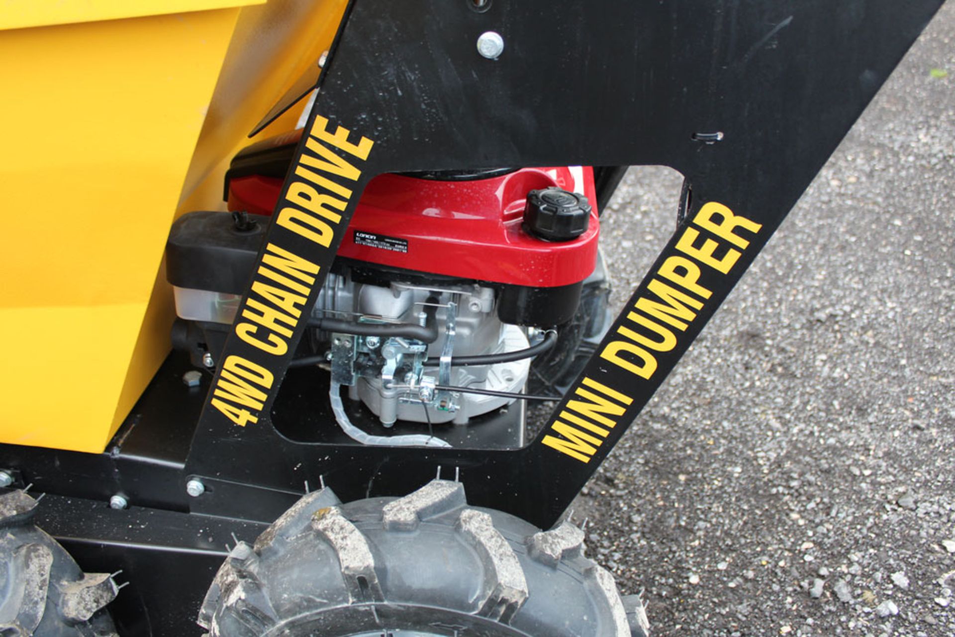 Unused 250kg Mini Dumper 4WD With Chain Drive Loncin Engine - Image 3 of 6