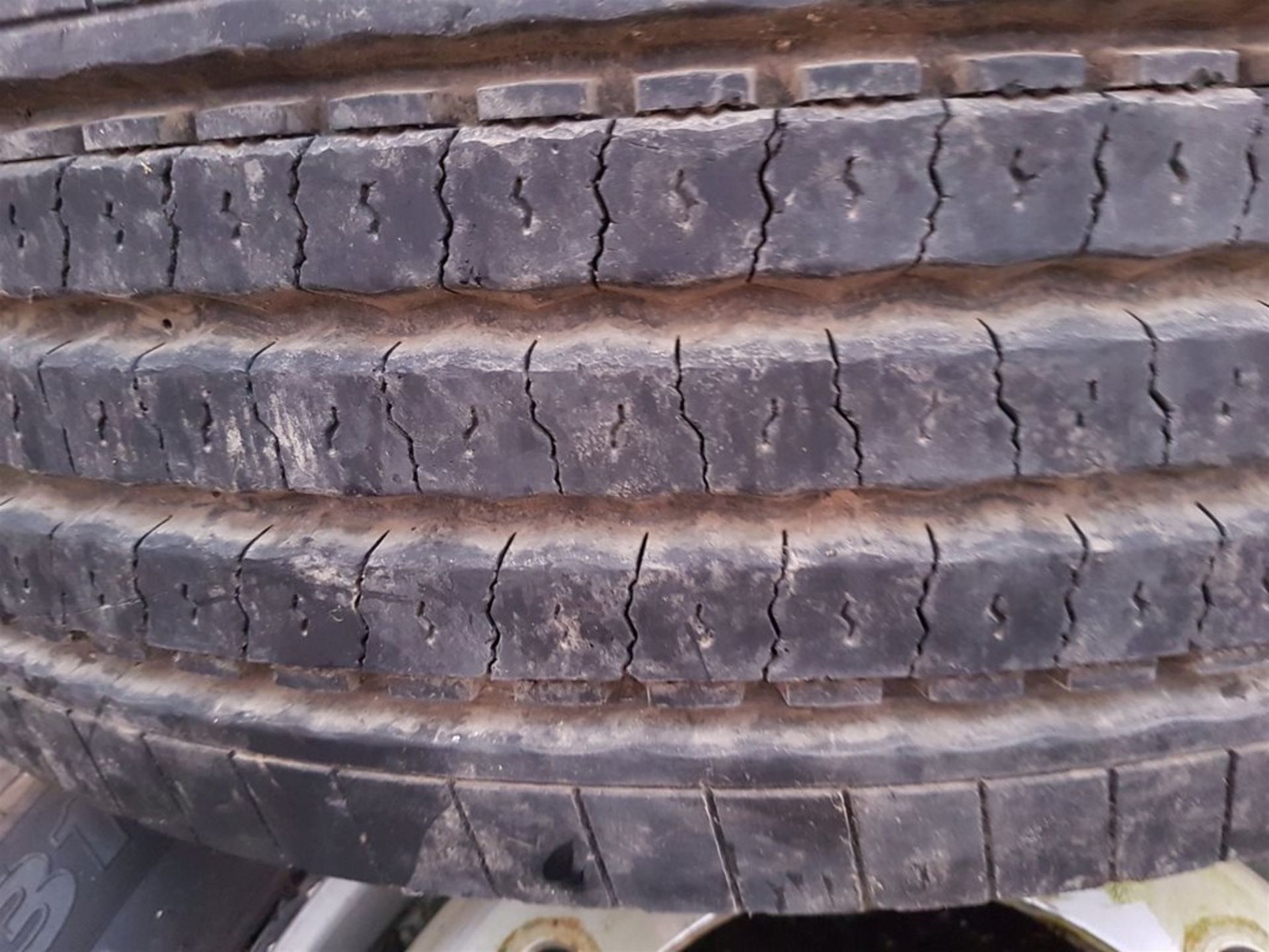 2x 315/70/22.0 Truck Front Steer Tyres - Image 5 of 7