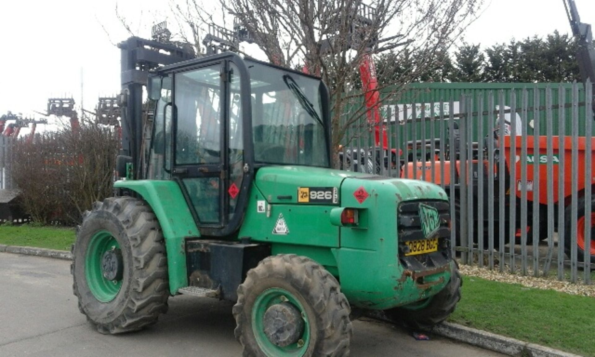 JCB, RTFL Model 926 - 2008 2511 hours, Rough terrain forklift, 2.6-tonne capacity, 5.5m triplex - Image 4 of 9