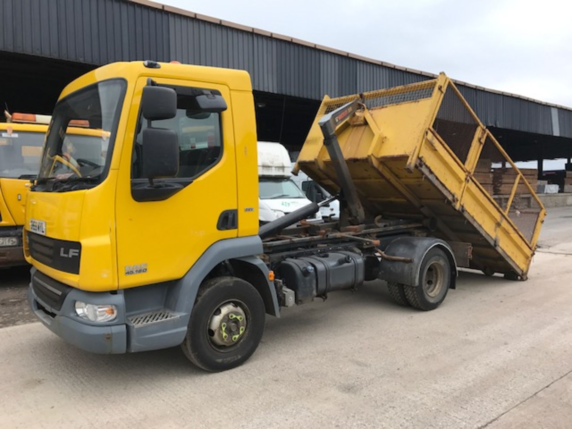 2009 (59) DAF LF 45-160 7.5 ton Hook Loader - Image 4 of 7