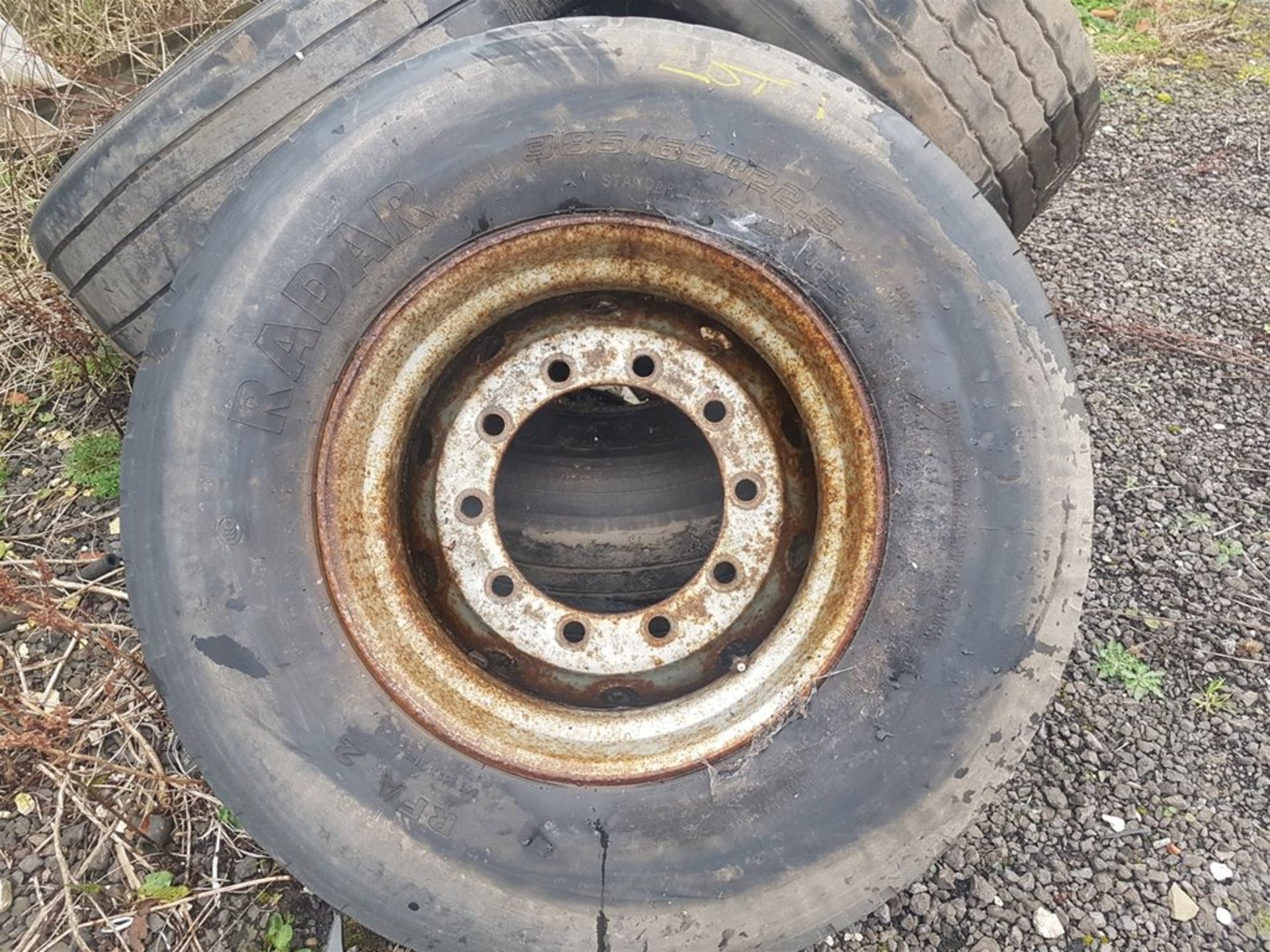 4x 385 | 65 | 22.5 Trailer Tyres - Image 2 of 5