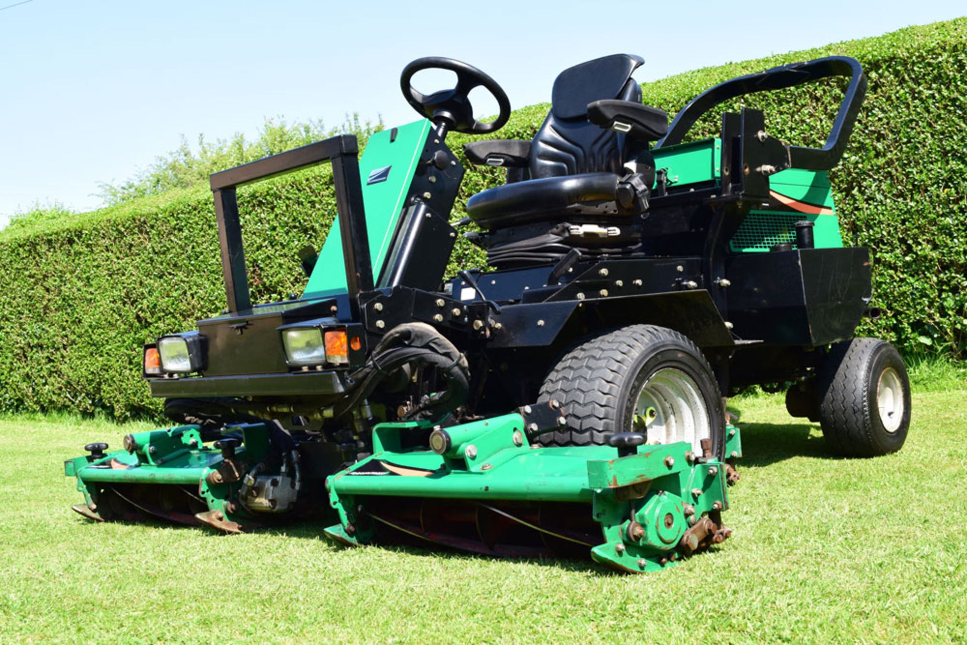 2006 Ransomes Highway 2130 4WD Cylinder Mower - Image 2 of 16