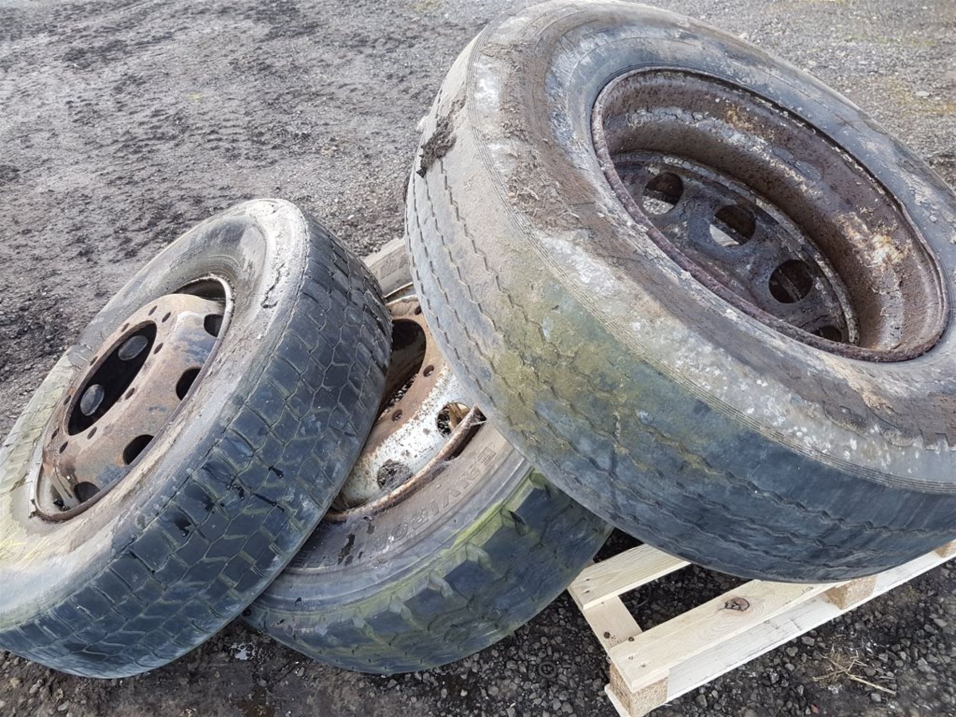 4x 315/70/22.0 Assorted Tyres
