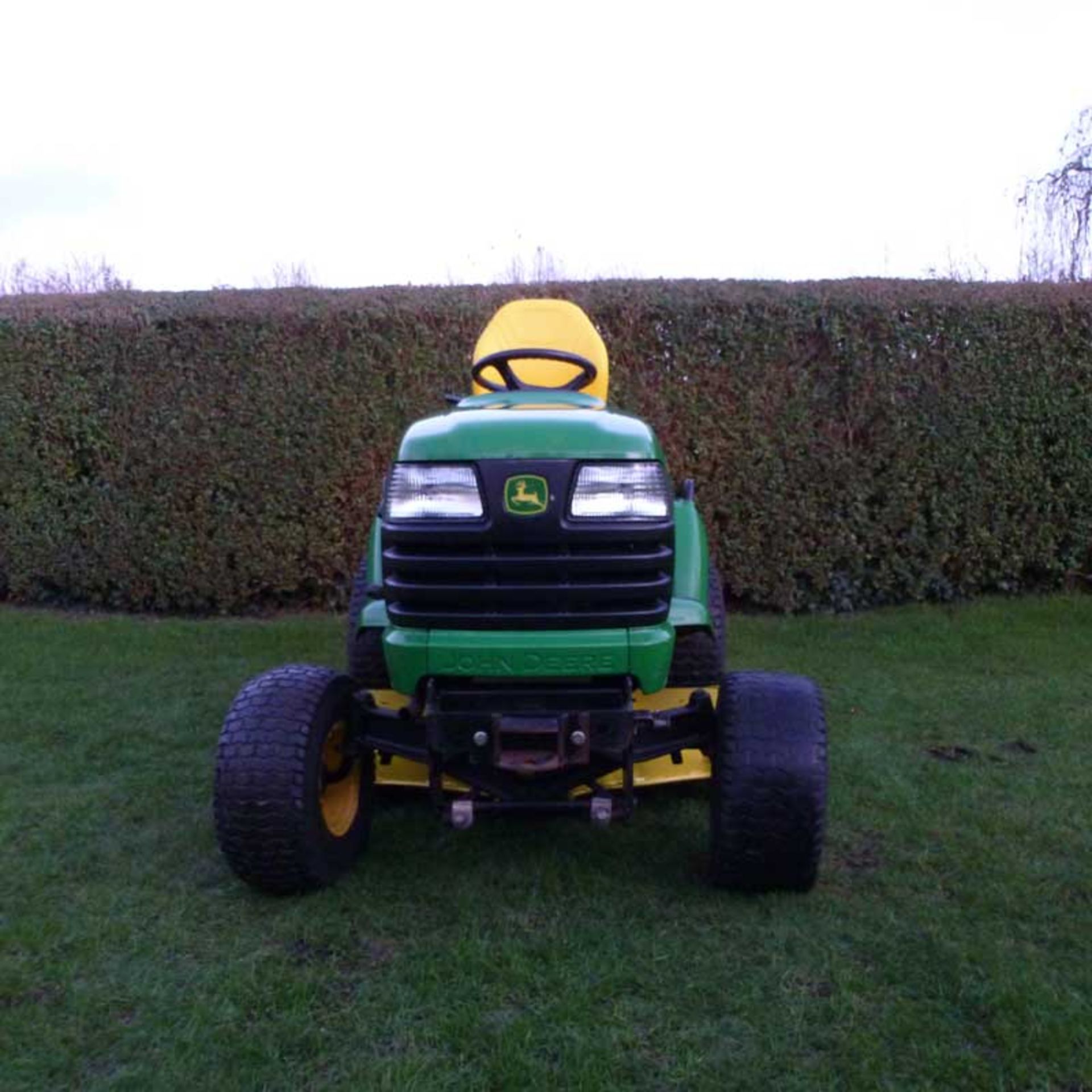 2004 John Deere X495 Garden Tractor With 48"""" Rotary Deck - Image 2 of 5