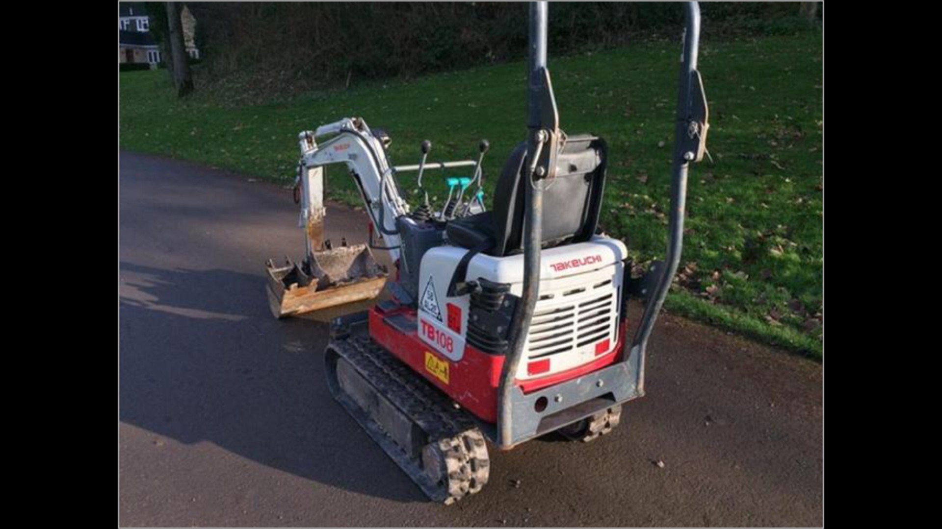 2015 Takeuchi TB018 Micro Digger - Image 5 of 11