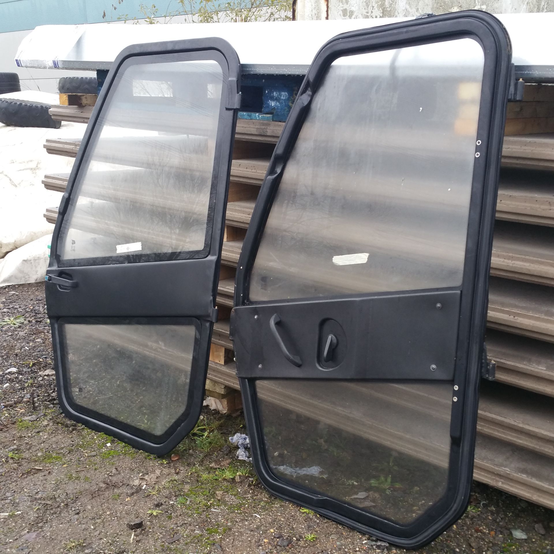 JCB Workmax doors