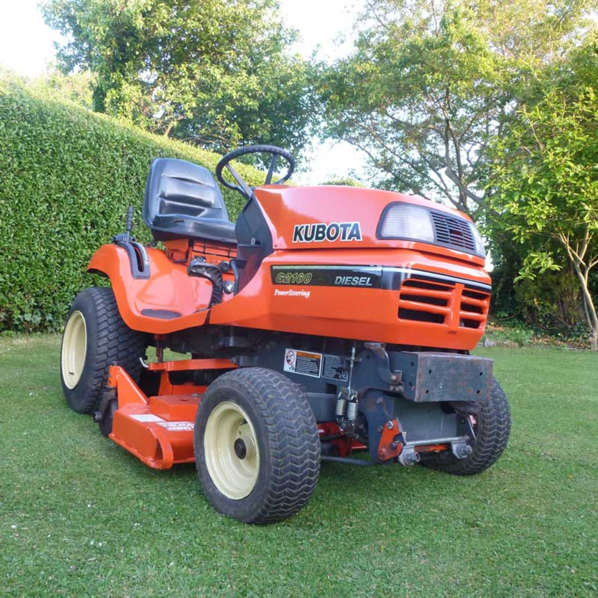 2003 Kubota G2160 Mid-Mount 40"""" Rotary Mower