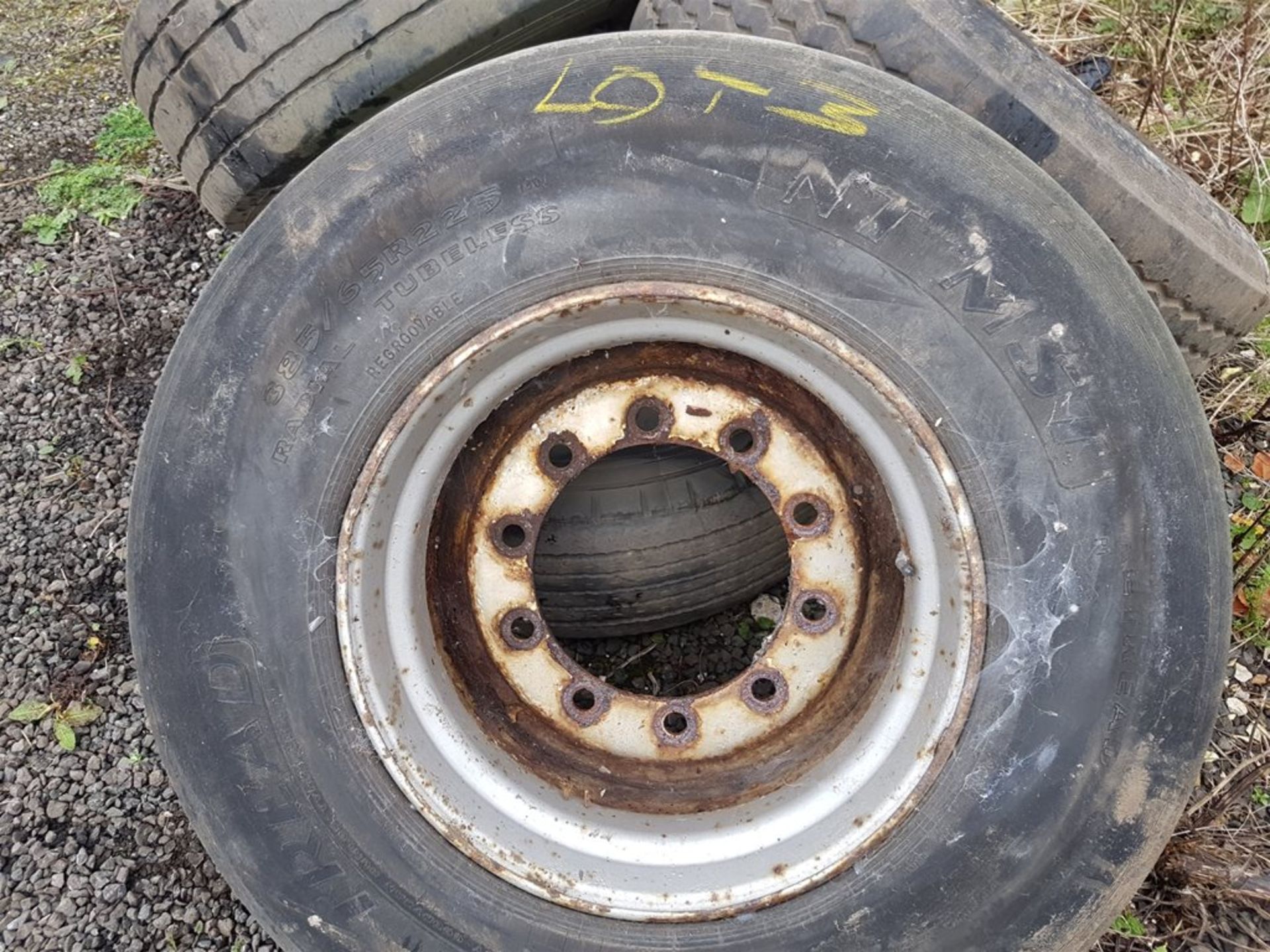 4x 385 | 65 | 22.7 Trailer Tyres - Image 5 of 6