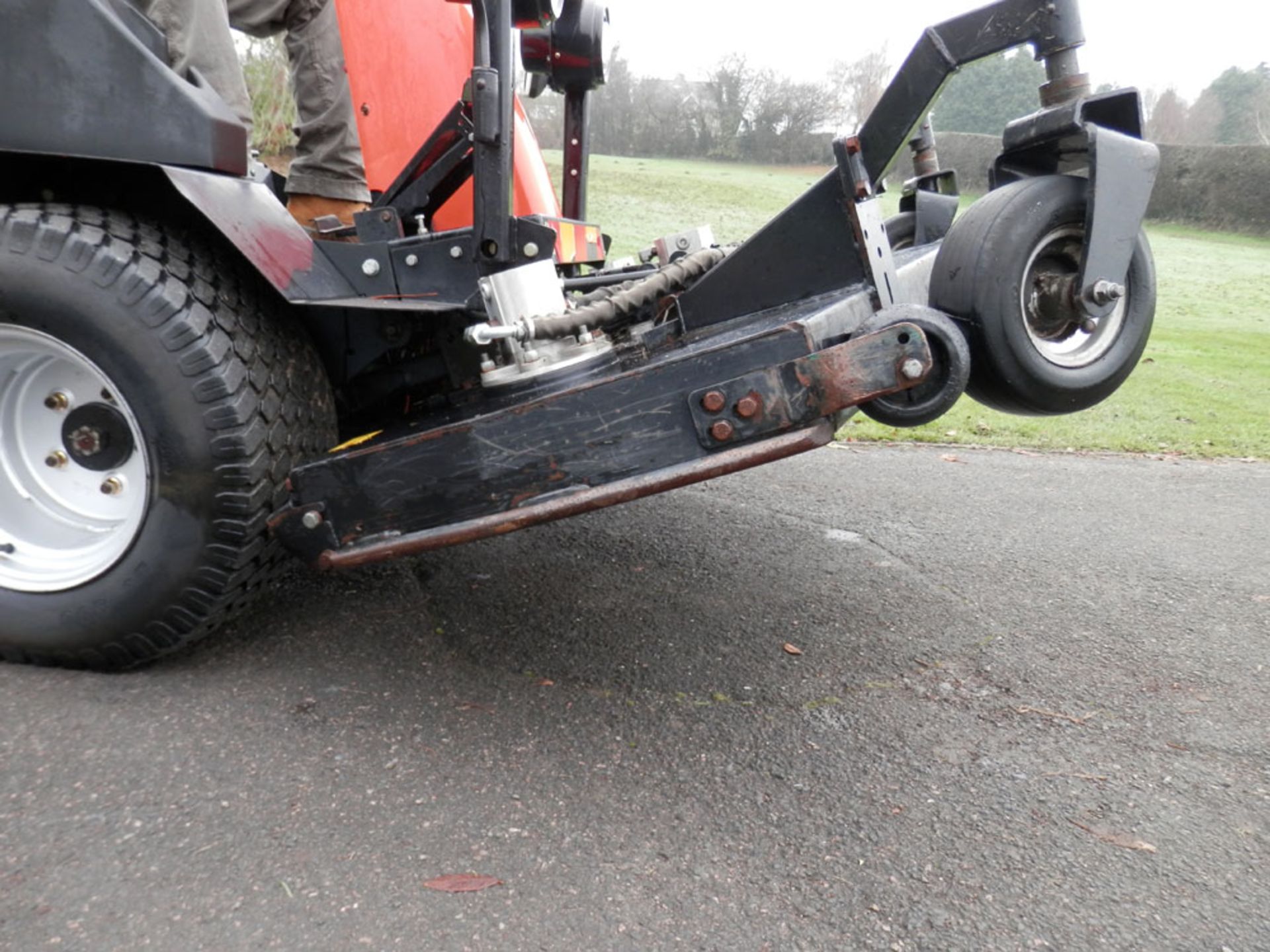 2009 Jacobsen HR3300T Rotary Mower - Image 11 of 14