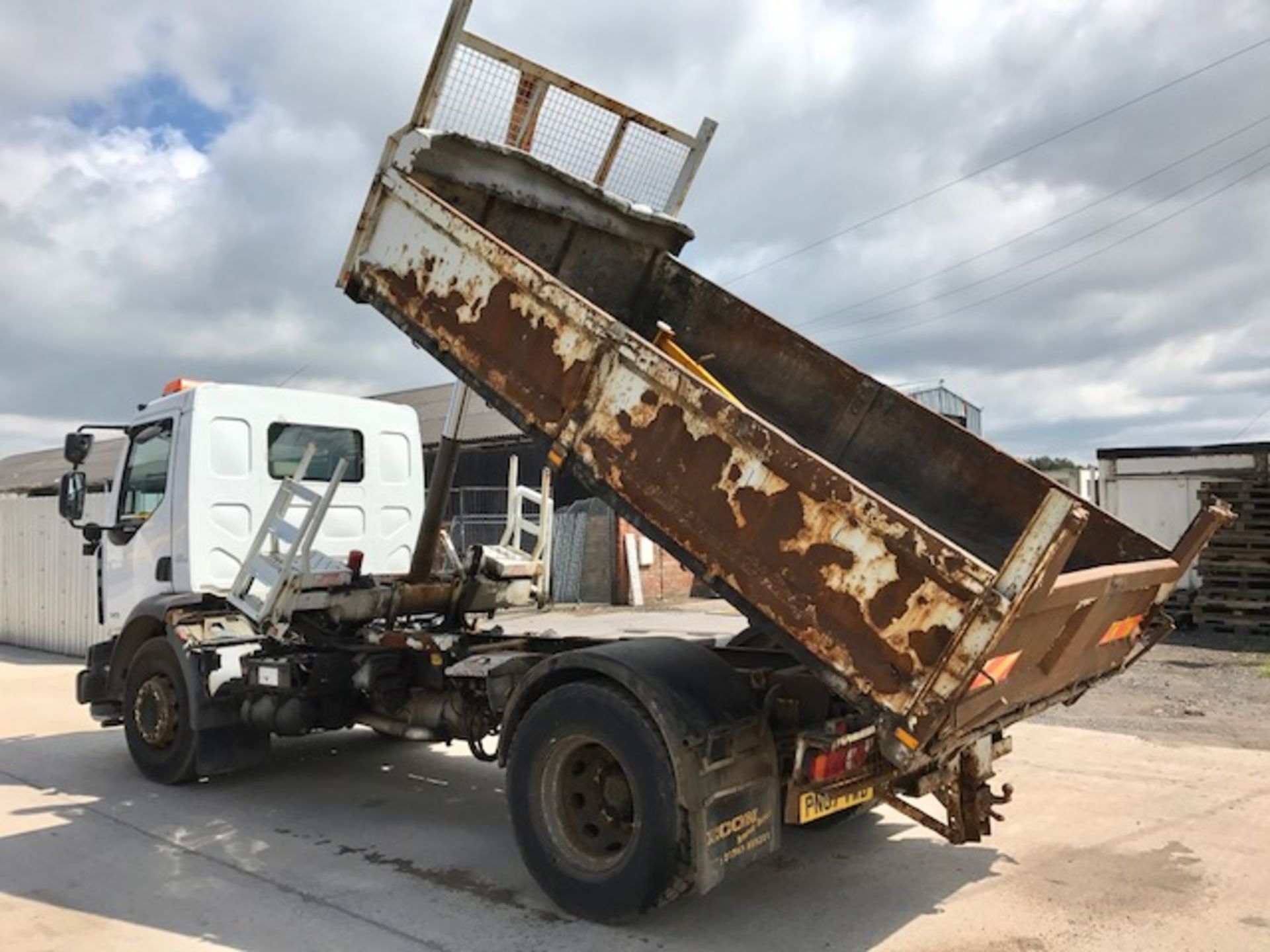 2007 Renault Midlum 240 DXi Demountable Tipper Gritter - Image 4 of 8