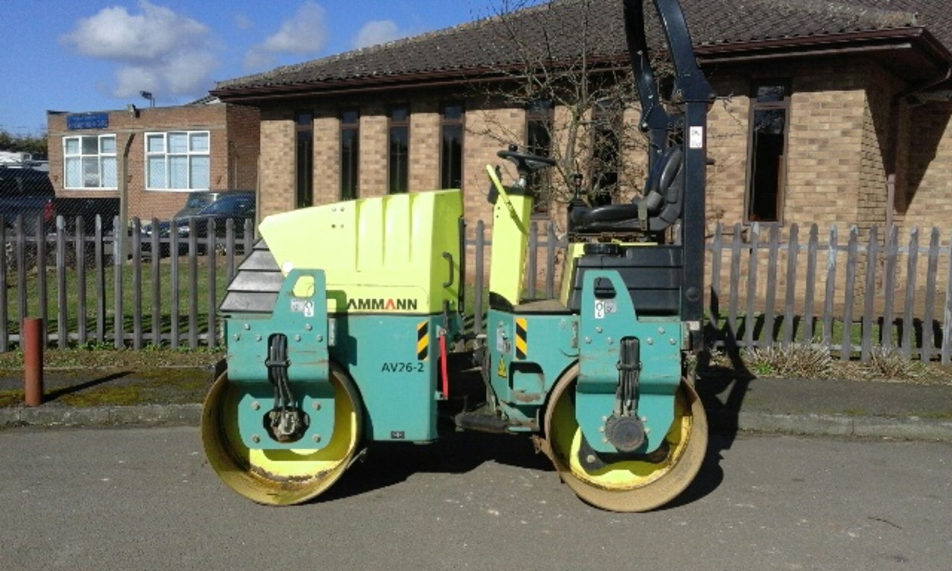 2011 Ammann, Tander Roller. AV 26-2 670 hours, 120 cm tandem vibratory roller, 2660kg Collection