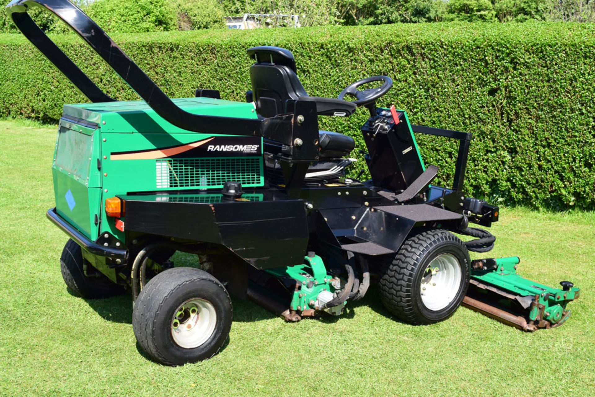 2006 Ransomes Highway 2130 4WD Cylinder Mower - Image 5 of 16