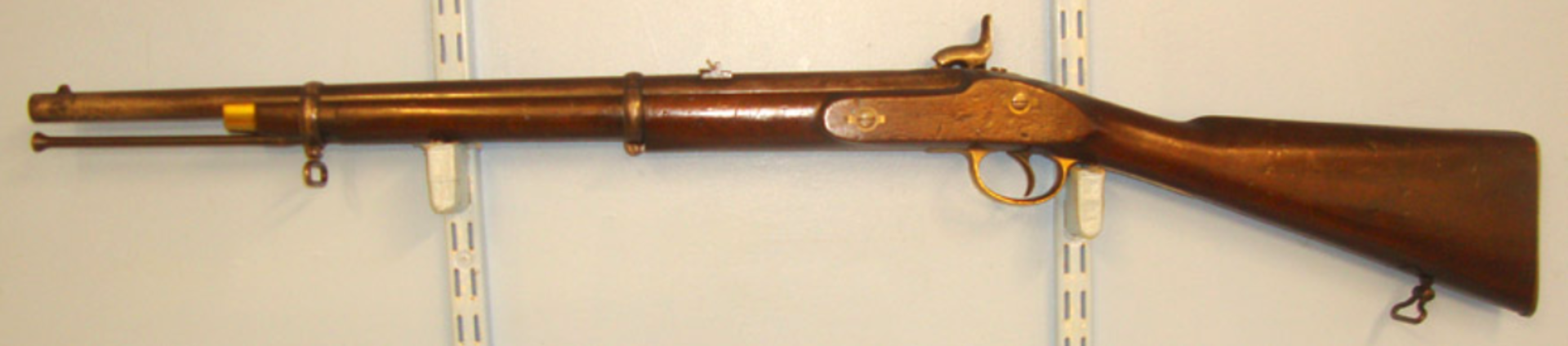 VERY RARE, 1856 Dated British 1853 Pattern Enfield Tower .577 Calibre 2 Band Percussion Carbine - Image 2 of 3