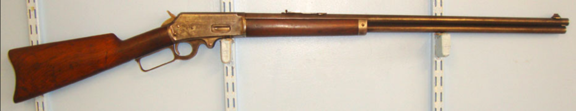 Marlin Safety Model 1893 .32-40 Obsolete Calibre Lever Action Rifle With Tube Magazine.