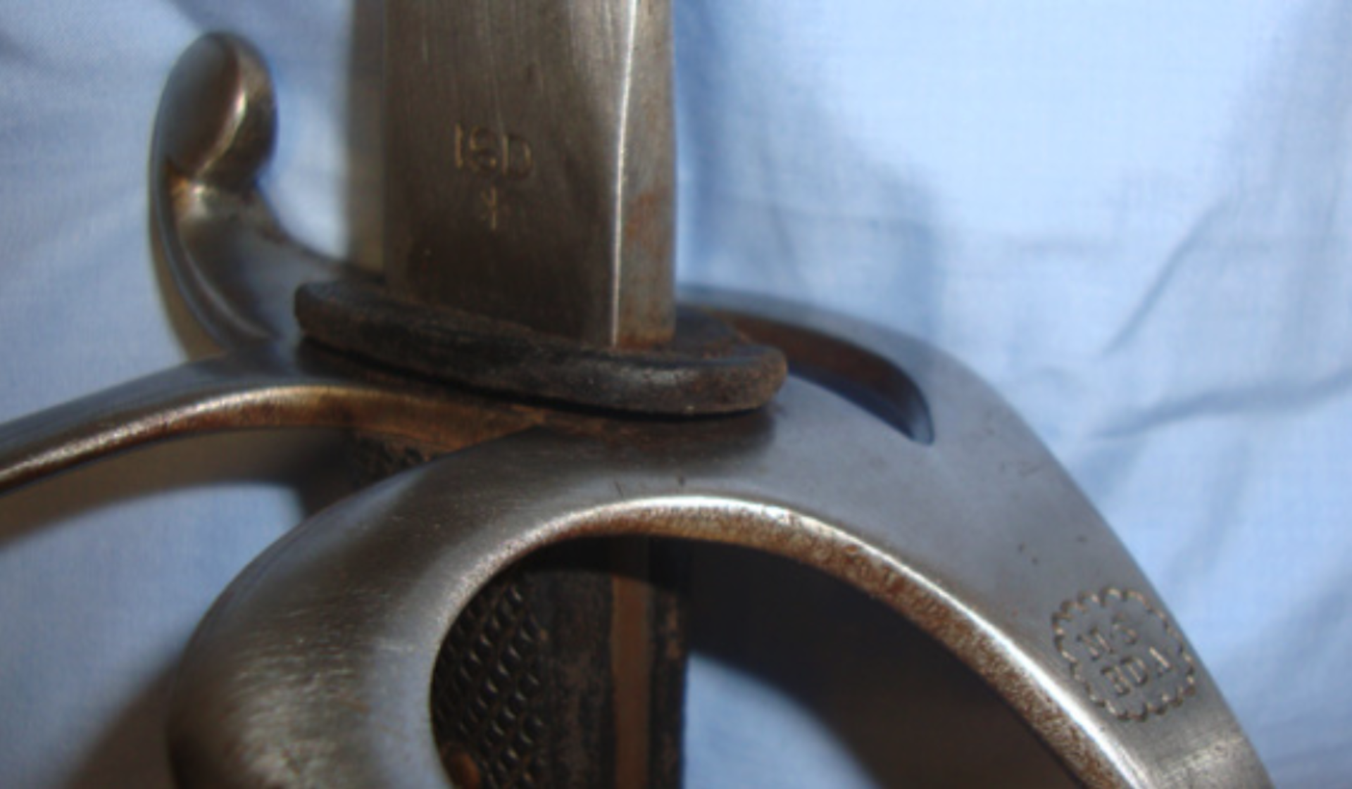 British 1850 Pattern Cavalry Trooper's Sword By Rodwell & Co With Leather Scabbard. - Image 2 of 3