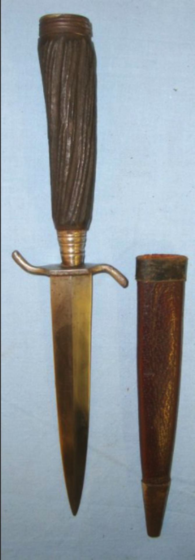 WW1 German Trench/Fighting Knife With Carved Wood Simulated Stag-Horn Hilt & Scabbard. - Image 3 of 3