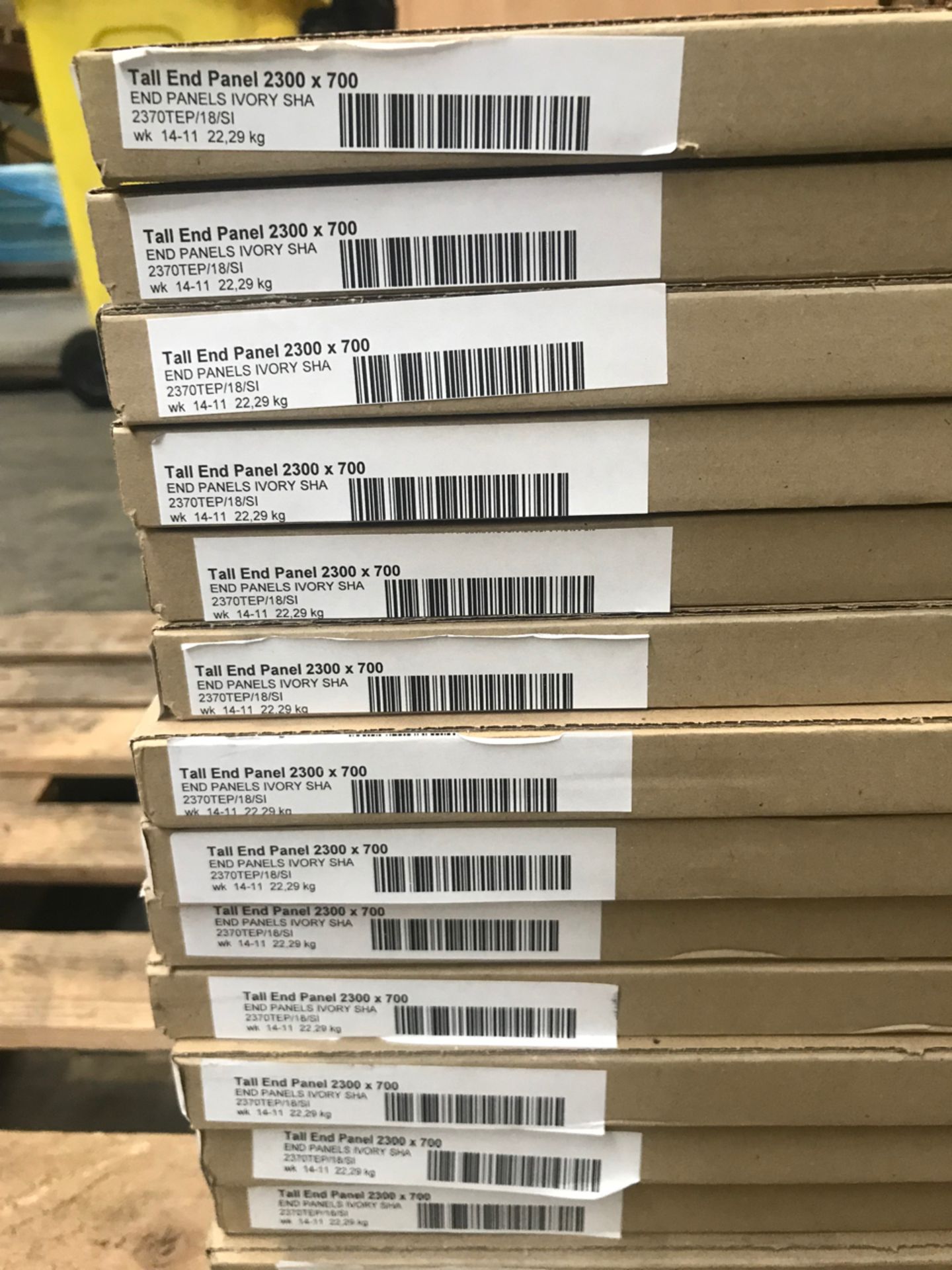 Pallet No- 8 - Tall End Panel 2300 x 700, Ivory Colour 22.29KG Per Pack - Image 4 of 4