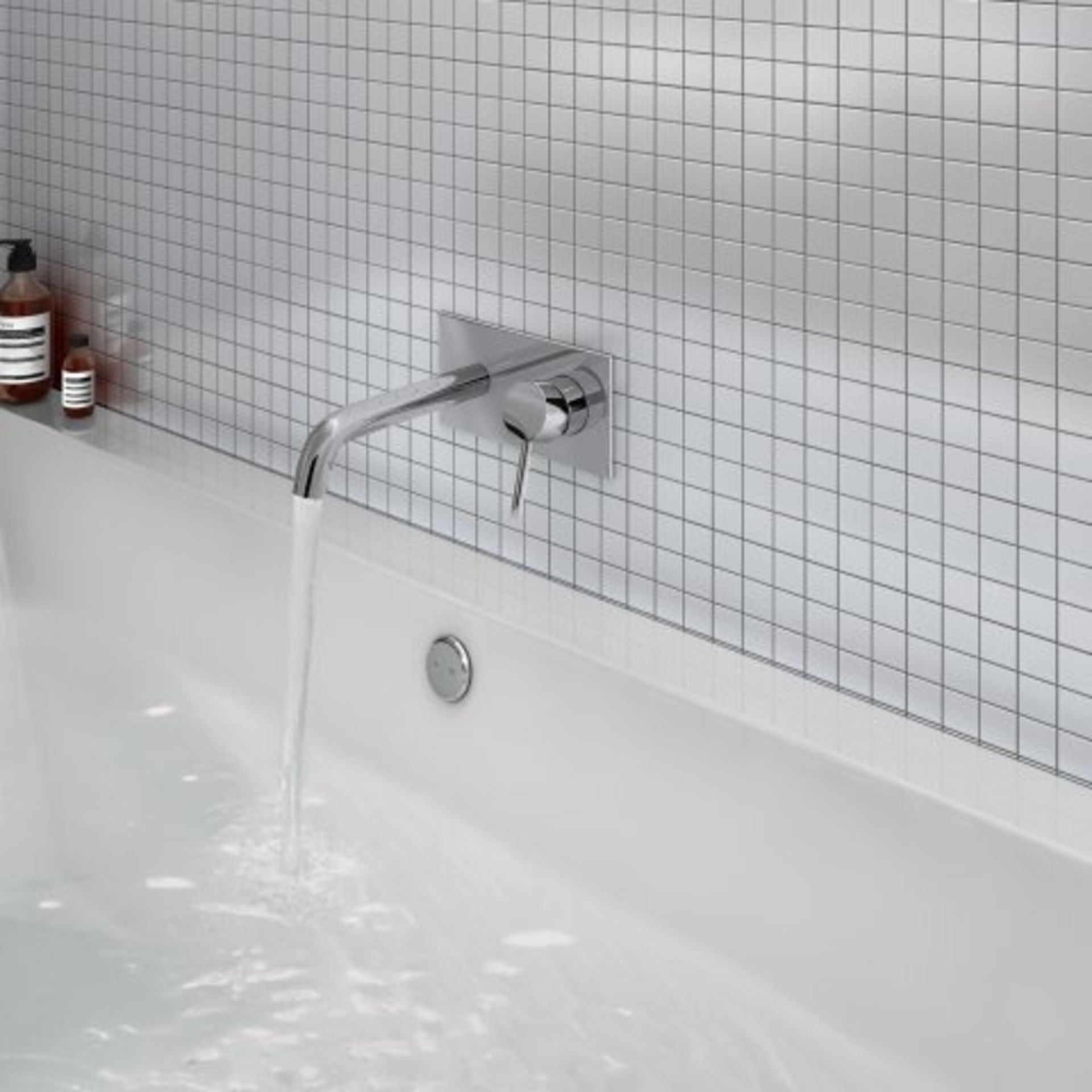 (O176) Gladstone Wall Mounted Bath Mixer Our Gladstone Range of taps are thoughtfully designed to - Image 2 of 4