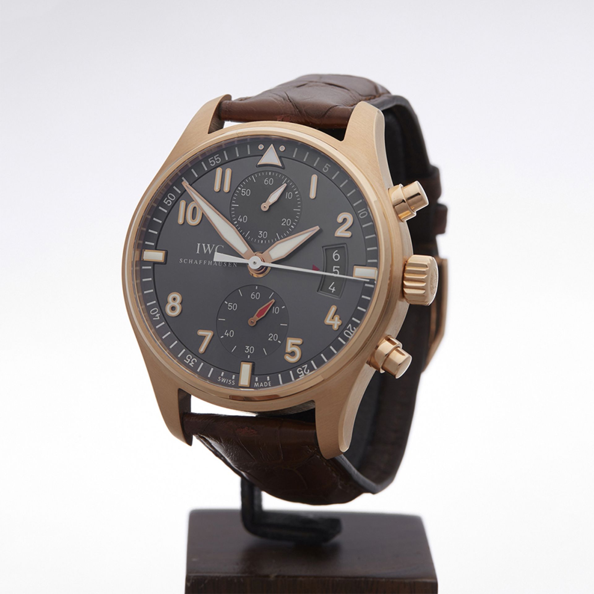 IWC, Pilot's Chronograph Spitfire 43mm 18k Rose Gold IW387803 - Image 3 of 9