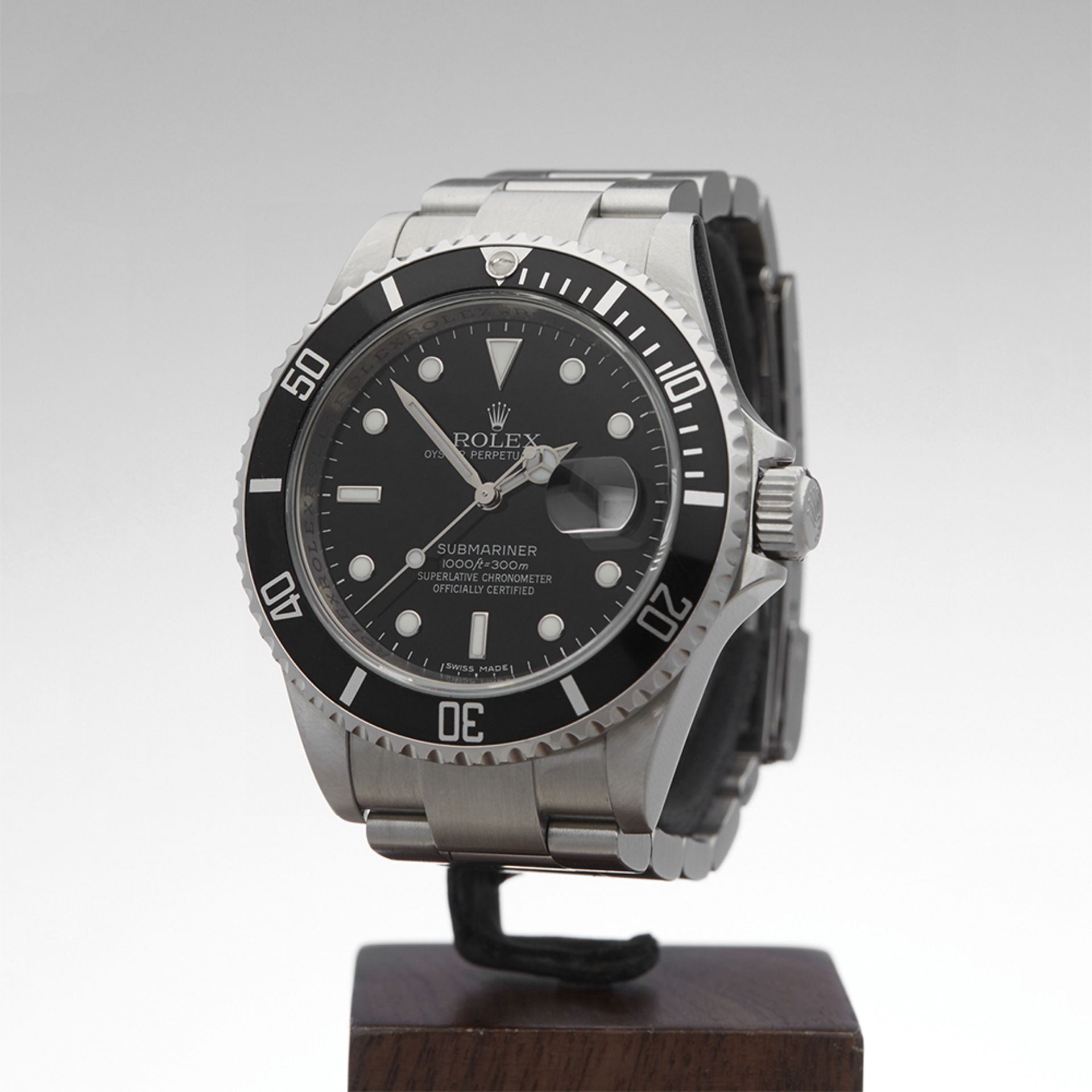 Rolex, Submariner 40mm Stainless Steel 16610 - Image 3 of 9