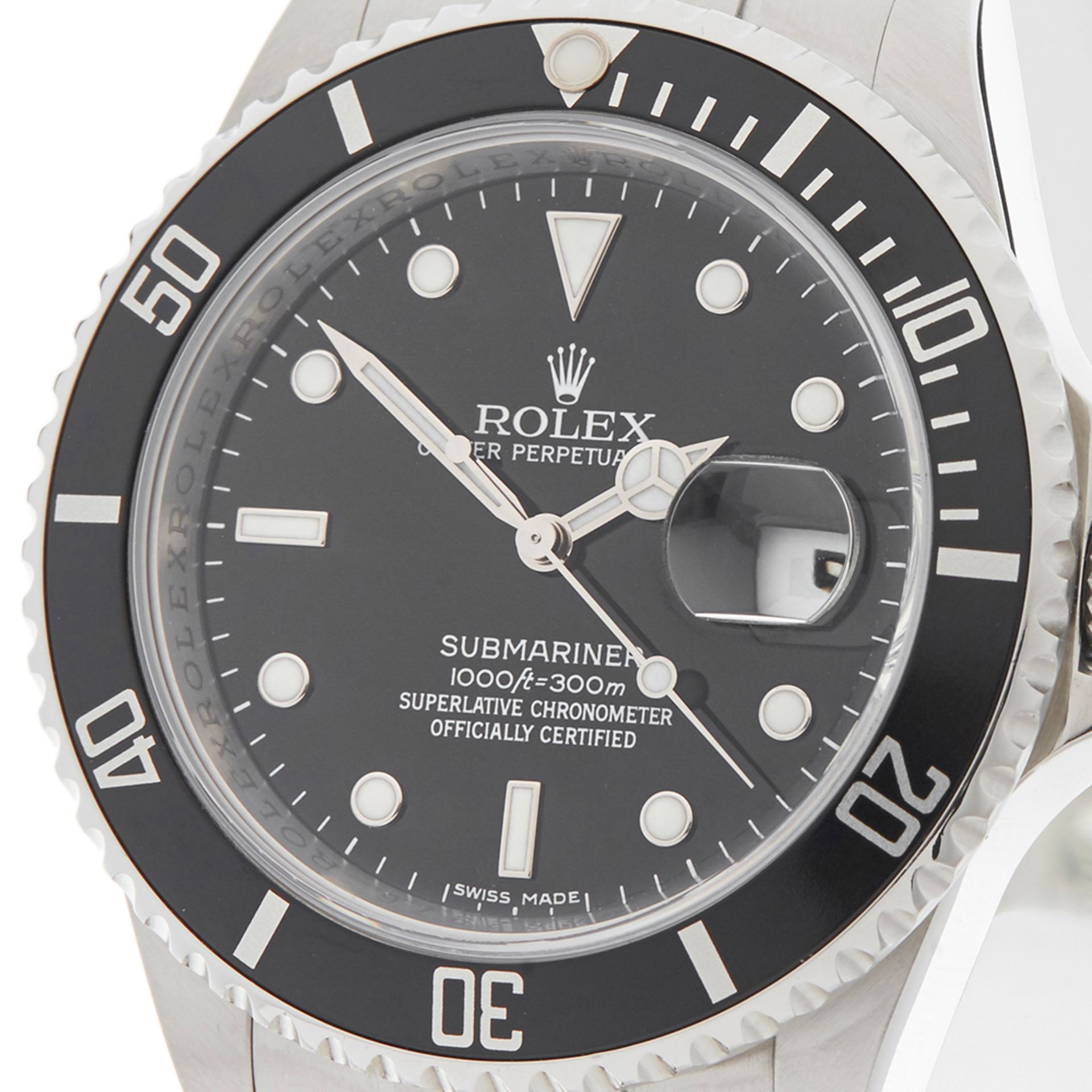 Rolex Submariner Date 40mm Stainless Steel 16610