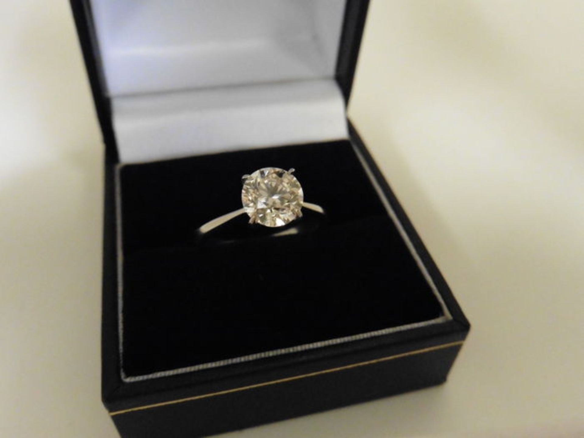 1.52ct diamond solitaire ring set in platinum. WGI certification - 9624102572. K colour and SI1
