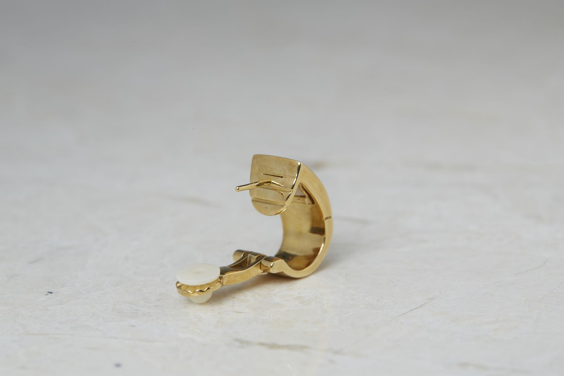 Audemars Piguet 18k Yellow Gold Mabe Pearl & Diamond Earrings - Image 4 of 13