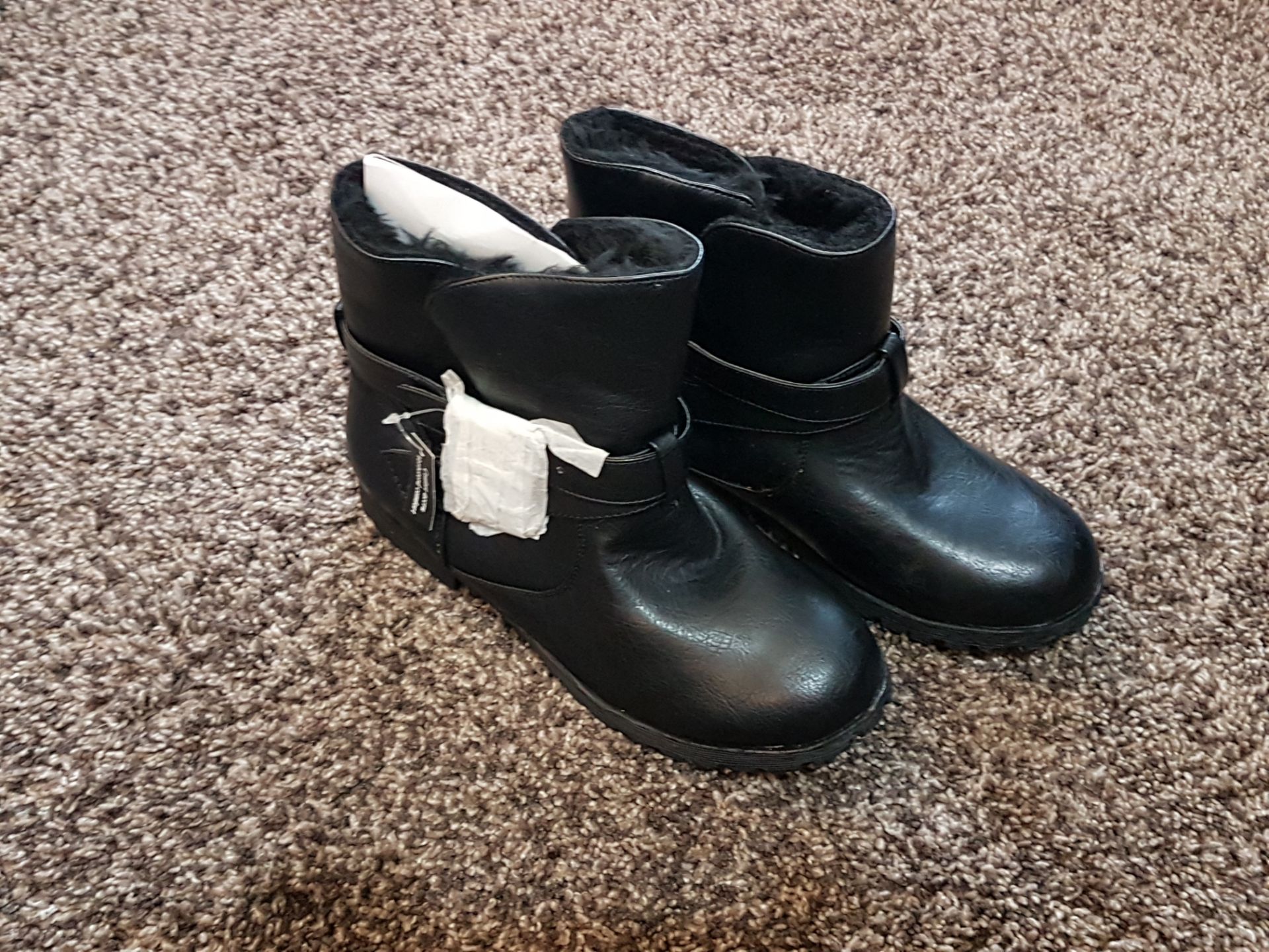 Brand New Unboxed New Look Black Boots Size 4 RRP £20