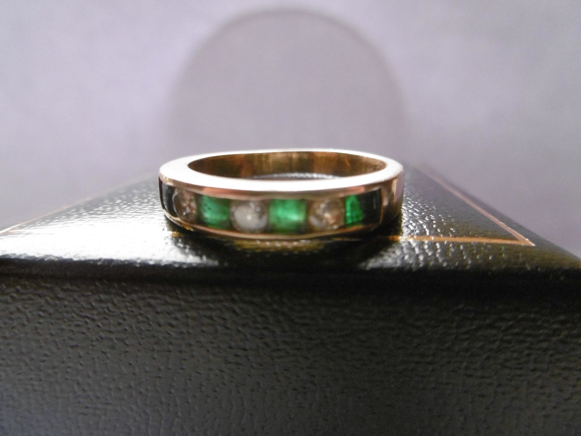 Emerald and Diamond ring - Image 2 of 3